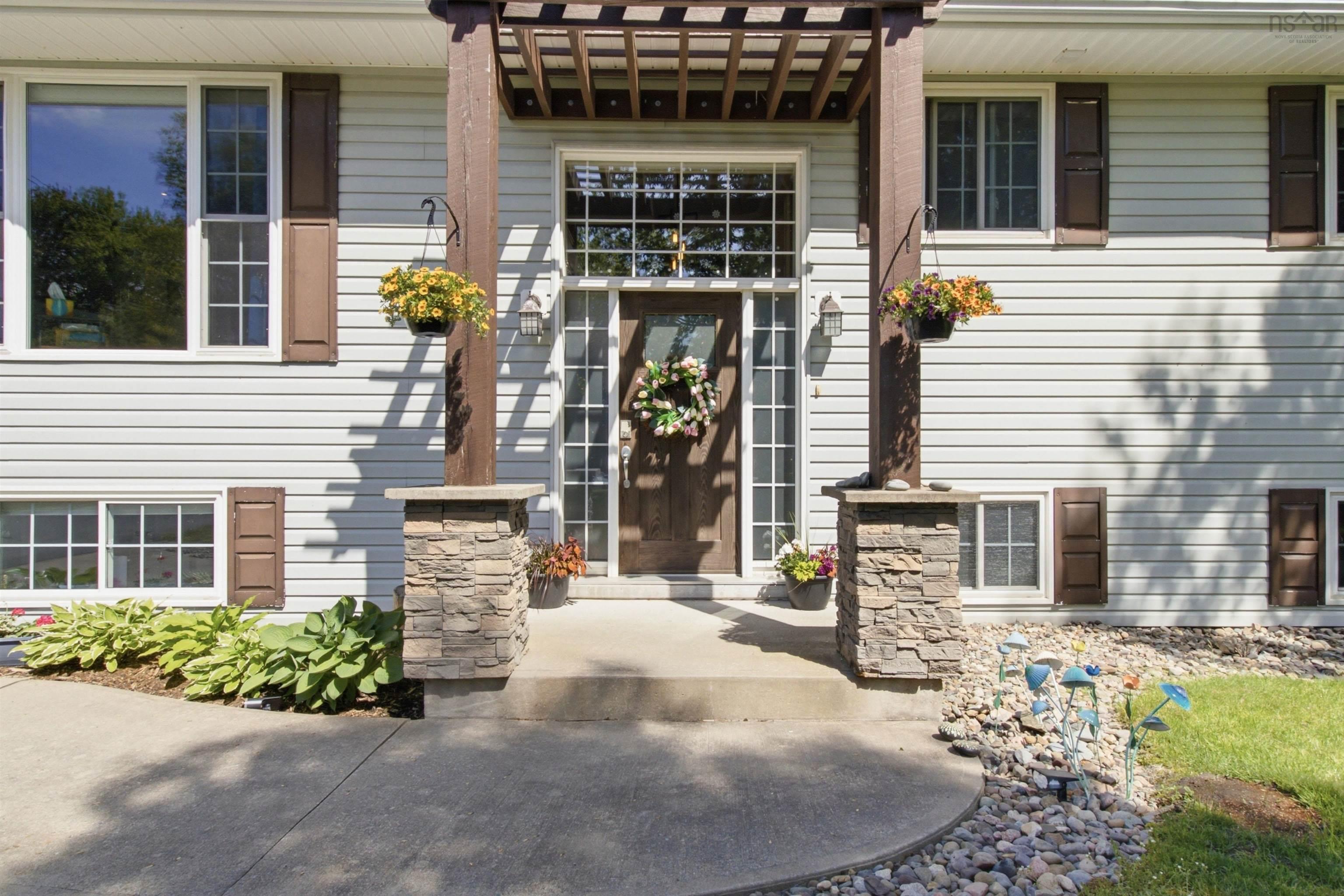 $650,000.00: 234 Ponderosa Drive, Lake Echo