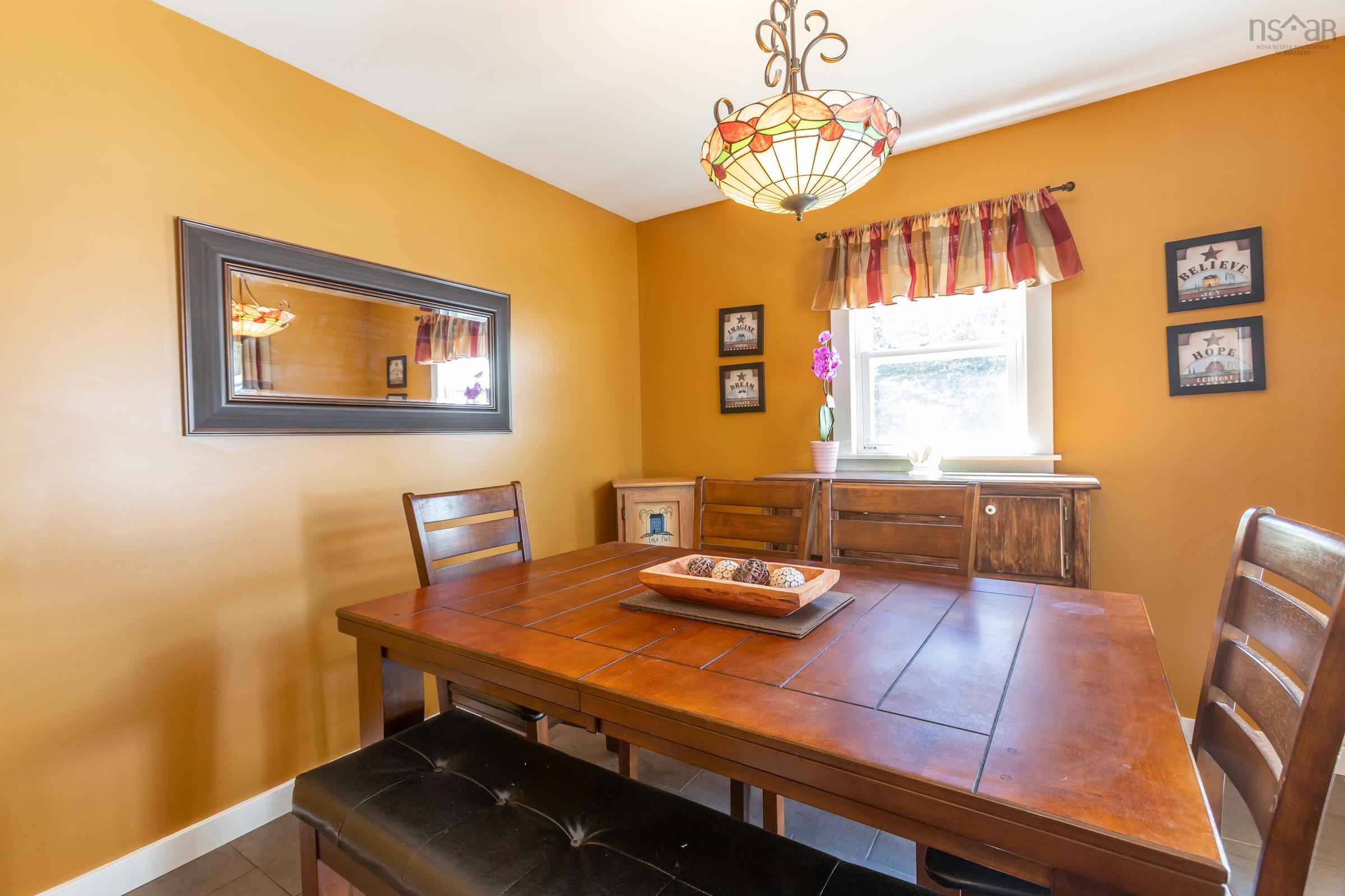 $359,500.00: 93 School Street, Middleton