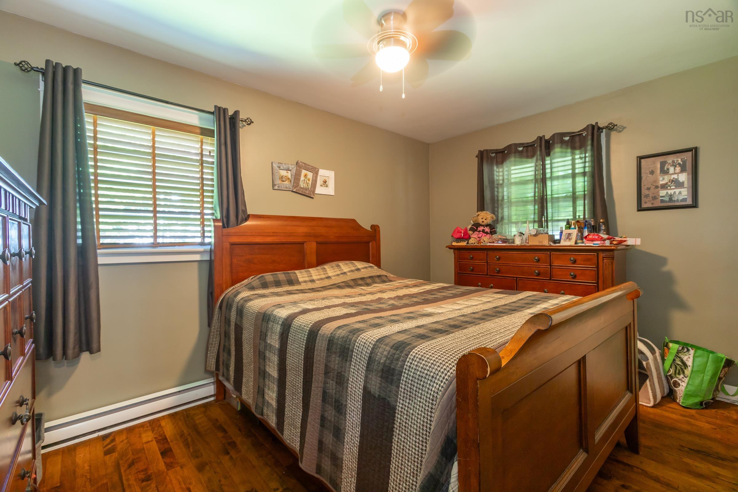 $359,500.00: 93 School Street, Middleton