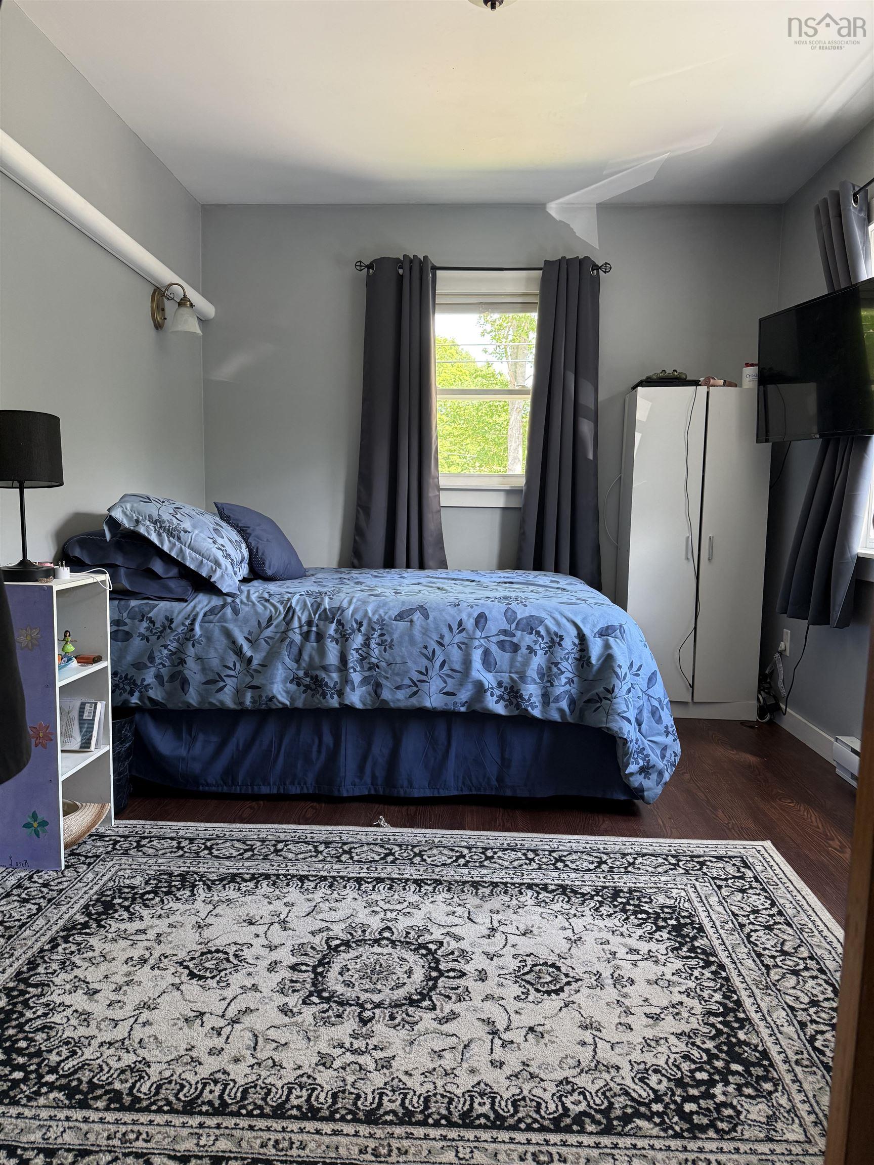 $359,500.00: 93 School Street, Middleton