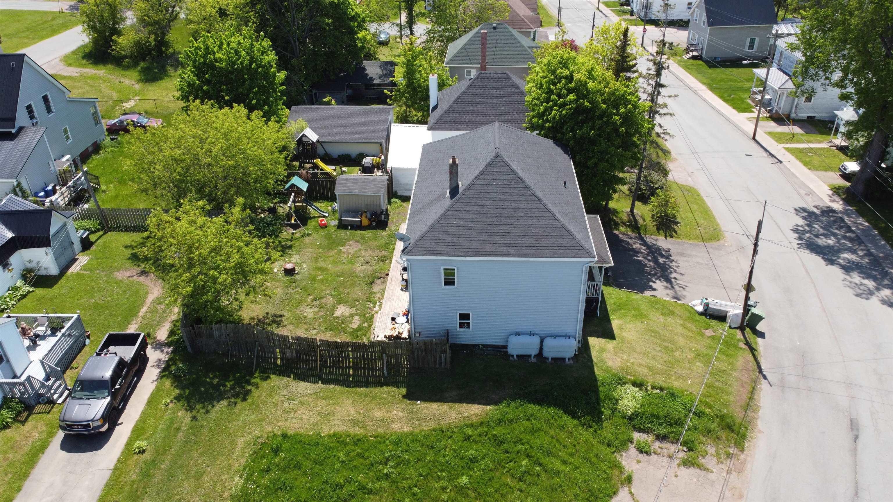 $229,900.00: 30-32 West Pleasant Street, Amherst