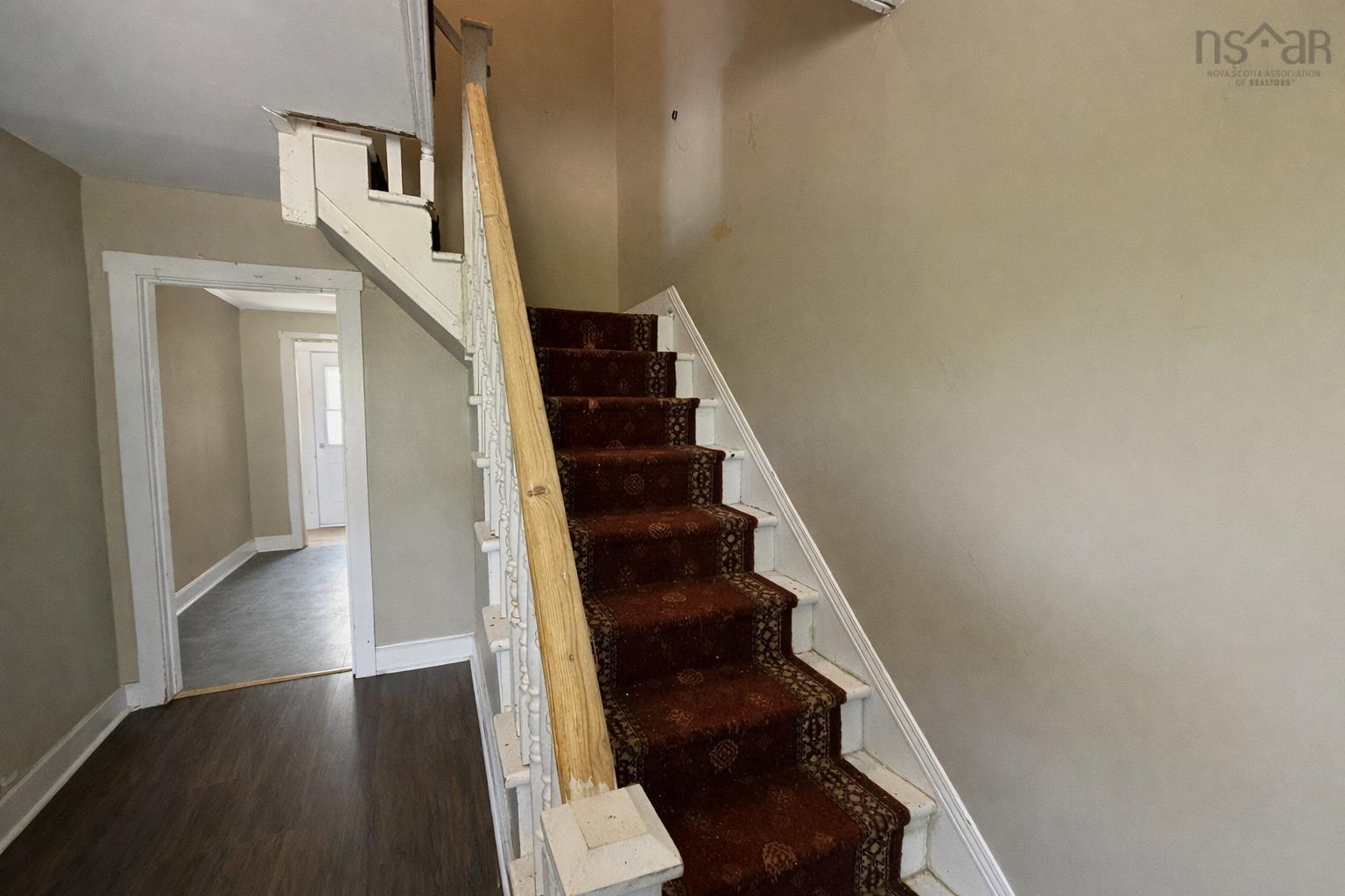 $229,900.00: 30-32 West Pleasant Street, Amherst