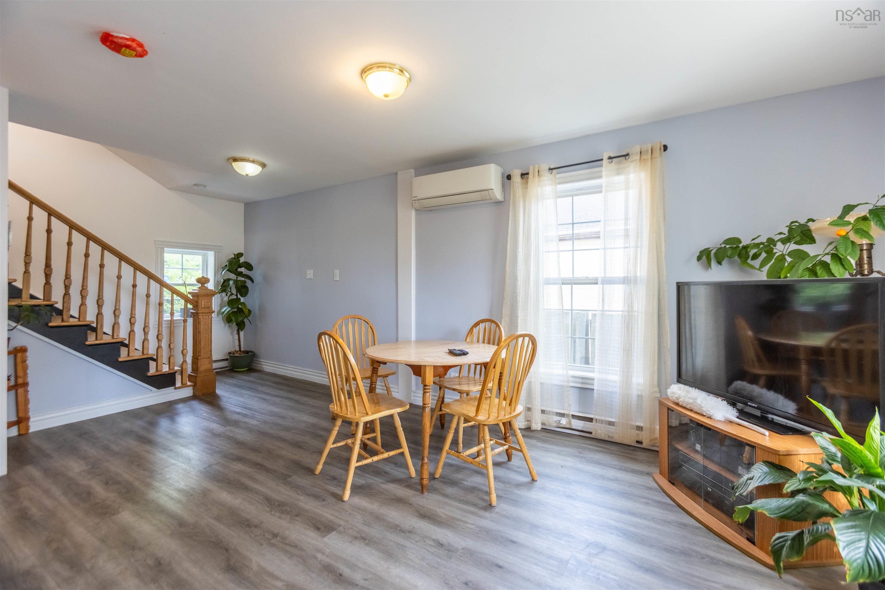 $274,900.00: 35 Hickman Street, Amherst