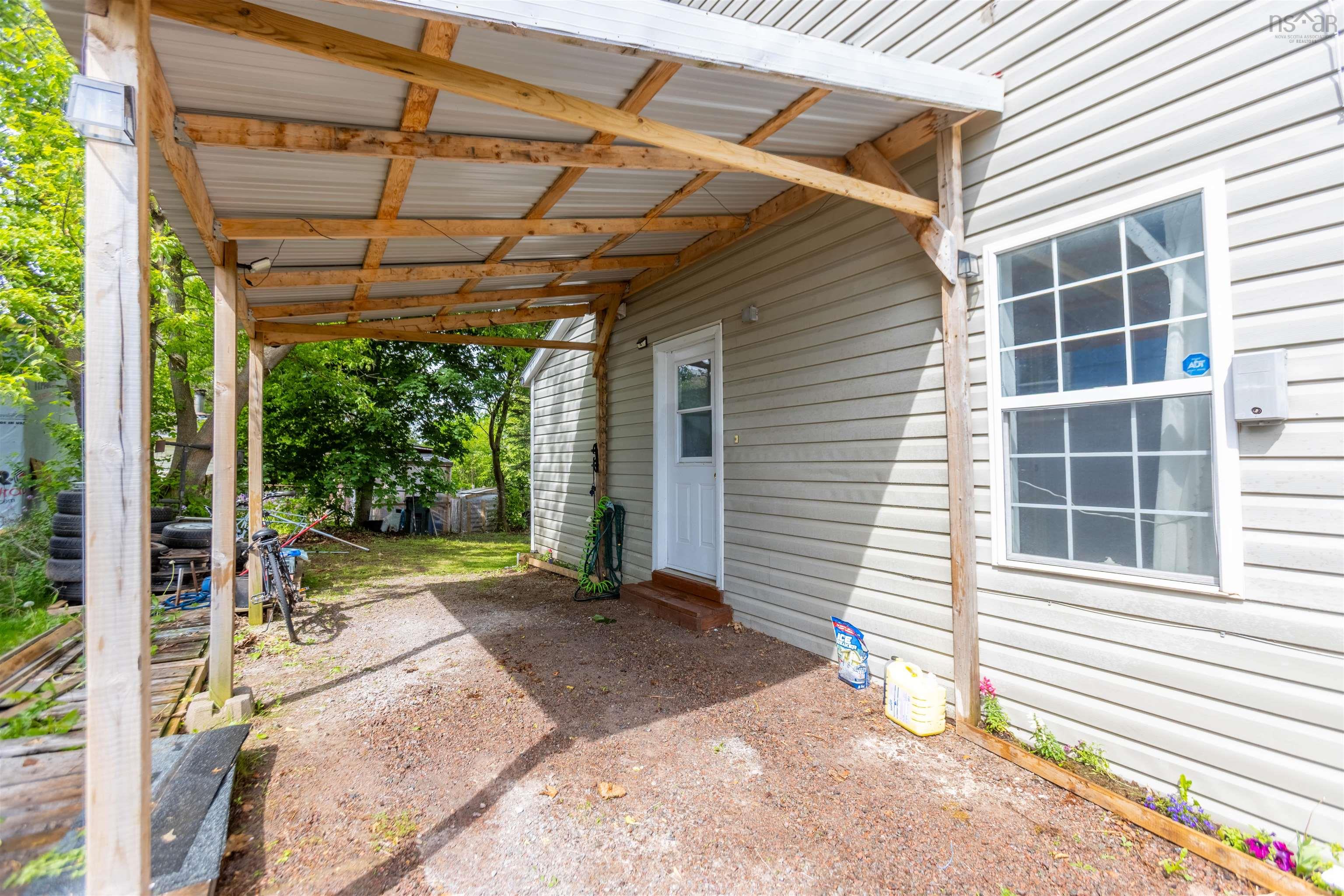 $274,900.00: 35 Hickman Street, Amherst