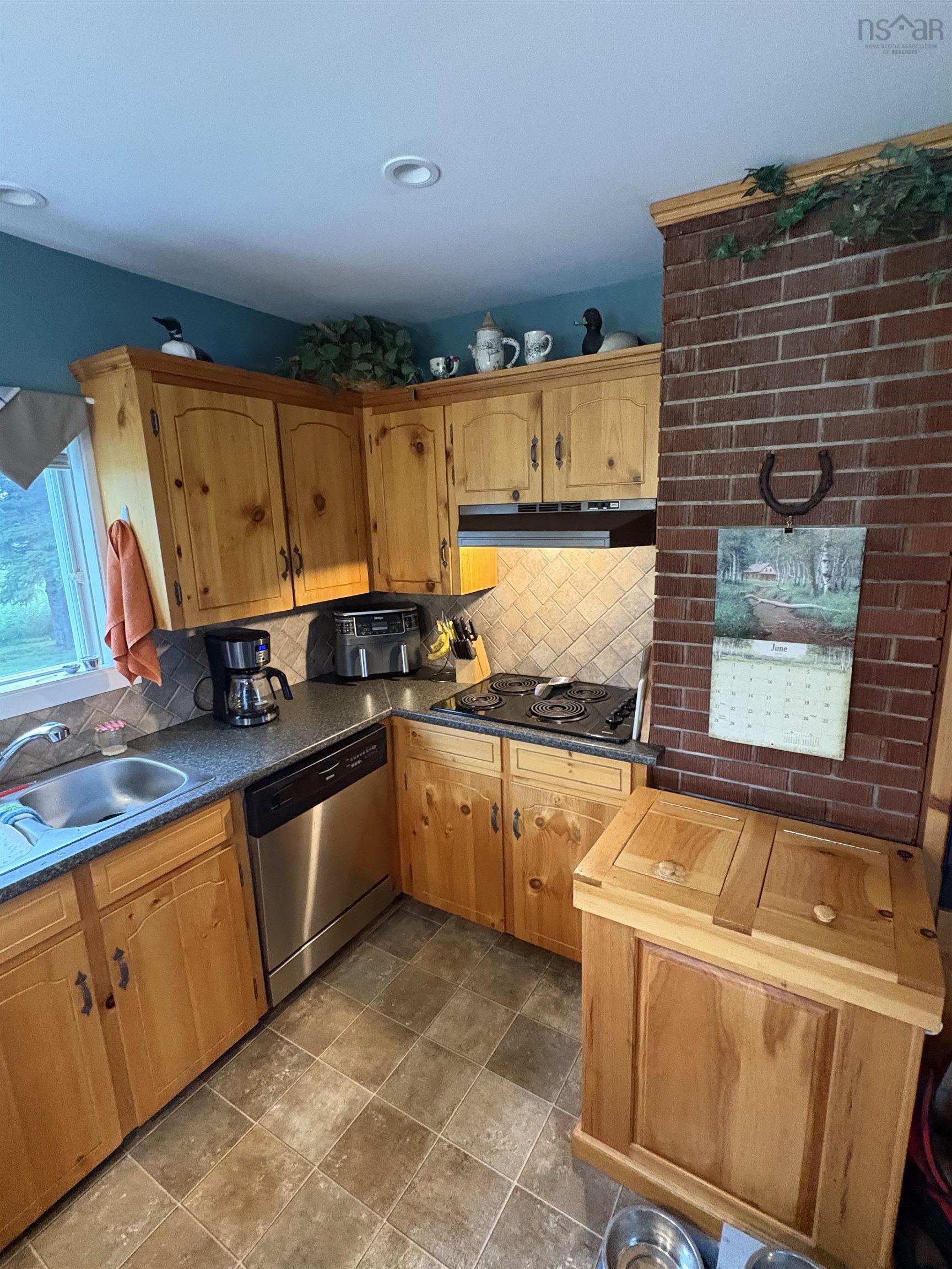 $389,900.00: 4534 302 Highway, Upper Nappan