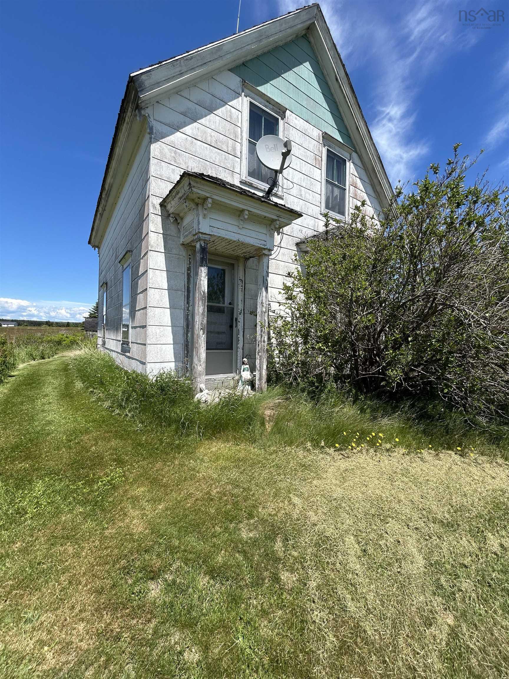 $60,000.00: 217 Back Street, Advocate Harbour