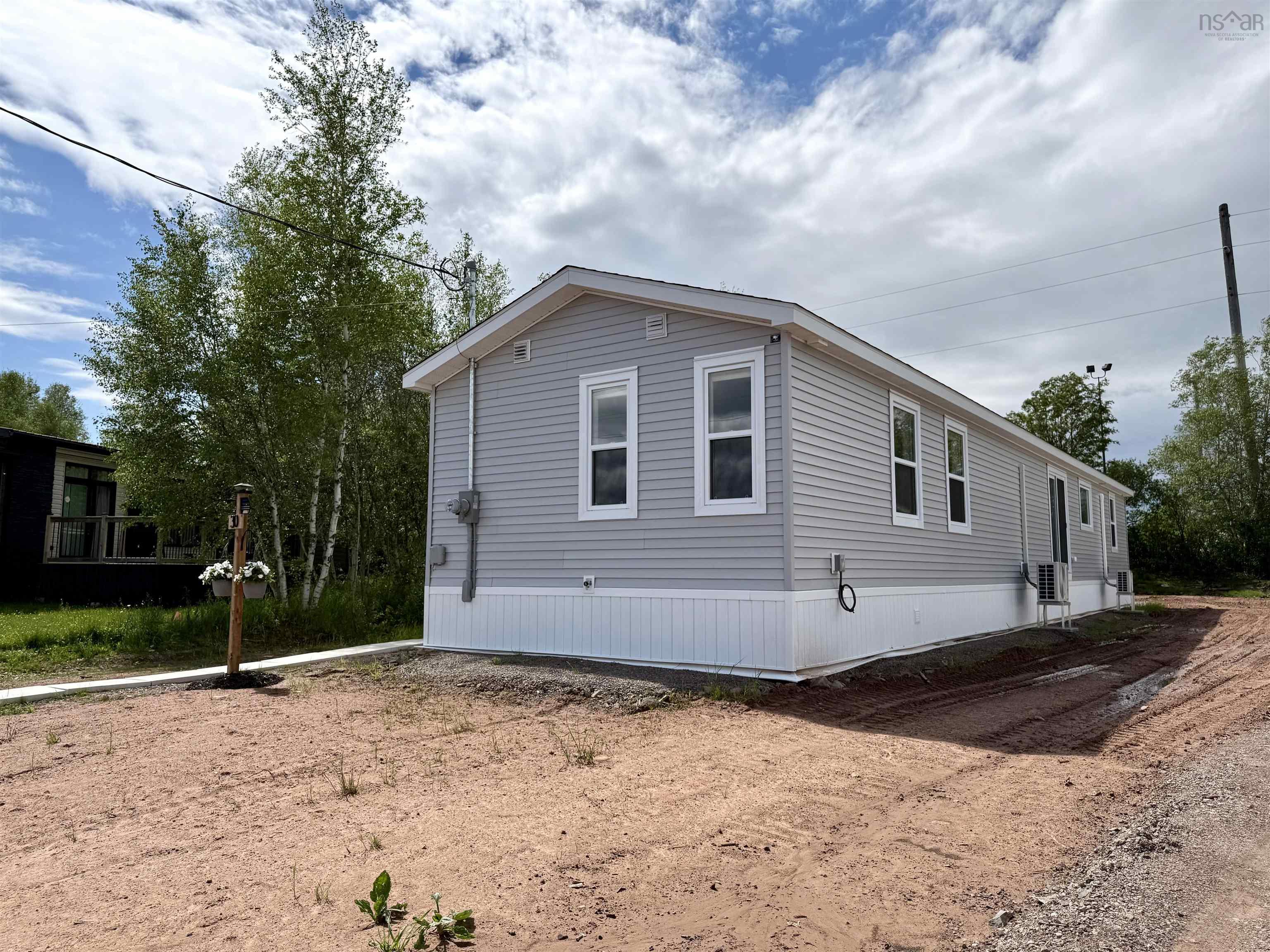 $274,900.00: 30 Fernwood Drive, Amherst