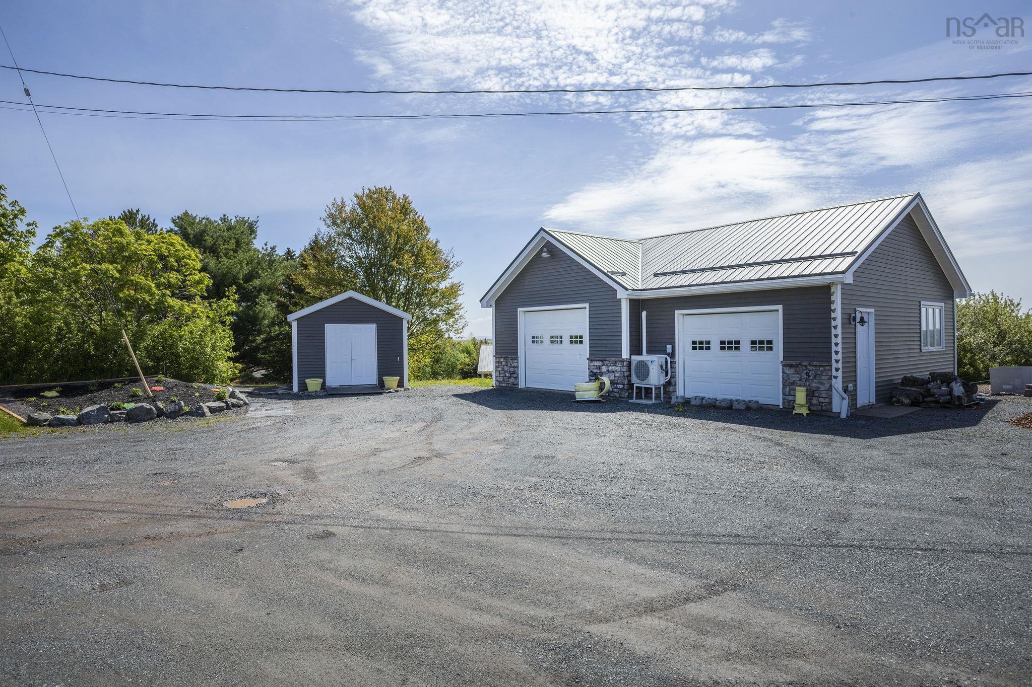 $699,900.00: 219 Green Hill Road, Alma