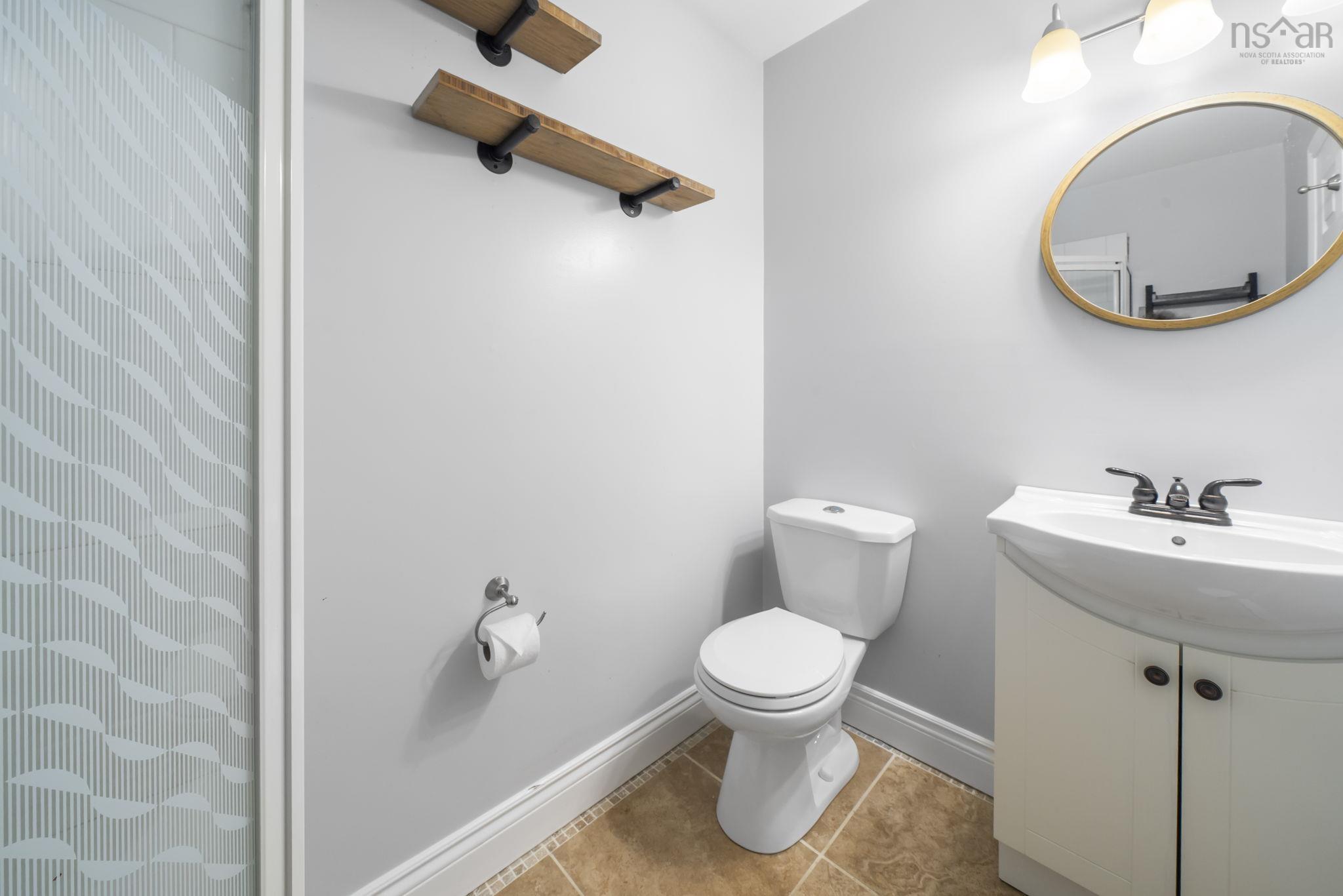 $1,912,500.00: 5 Confederation Avenue, Fall River