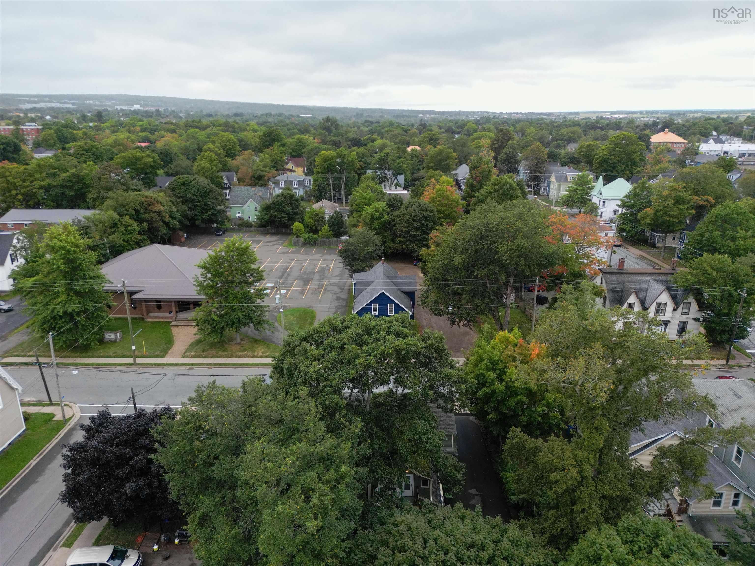$359,900.00: 32 Pleasant Street, Truro