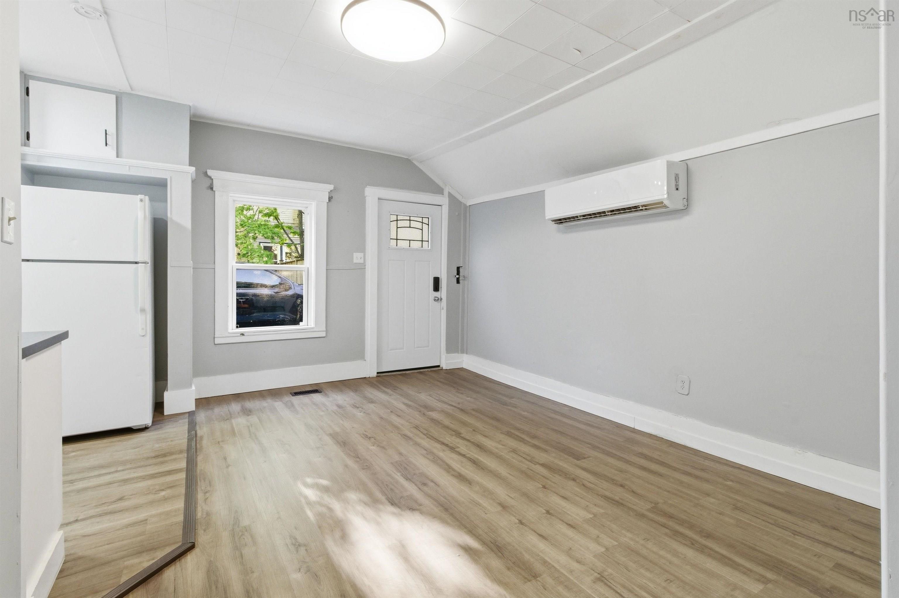 $329,900.00: 59 Pleasant Street, Truro