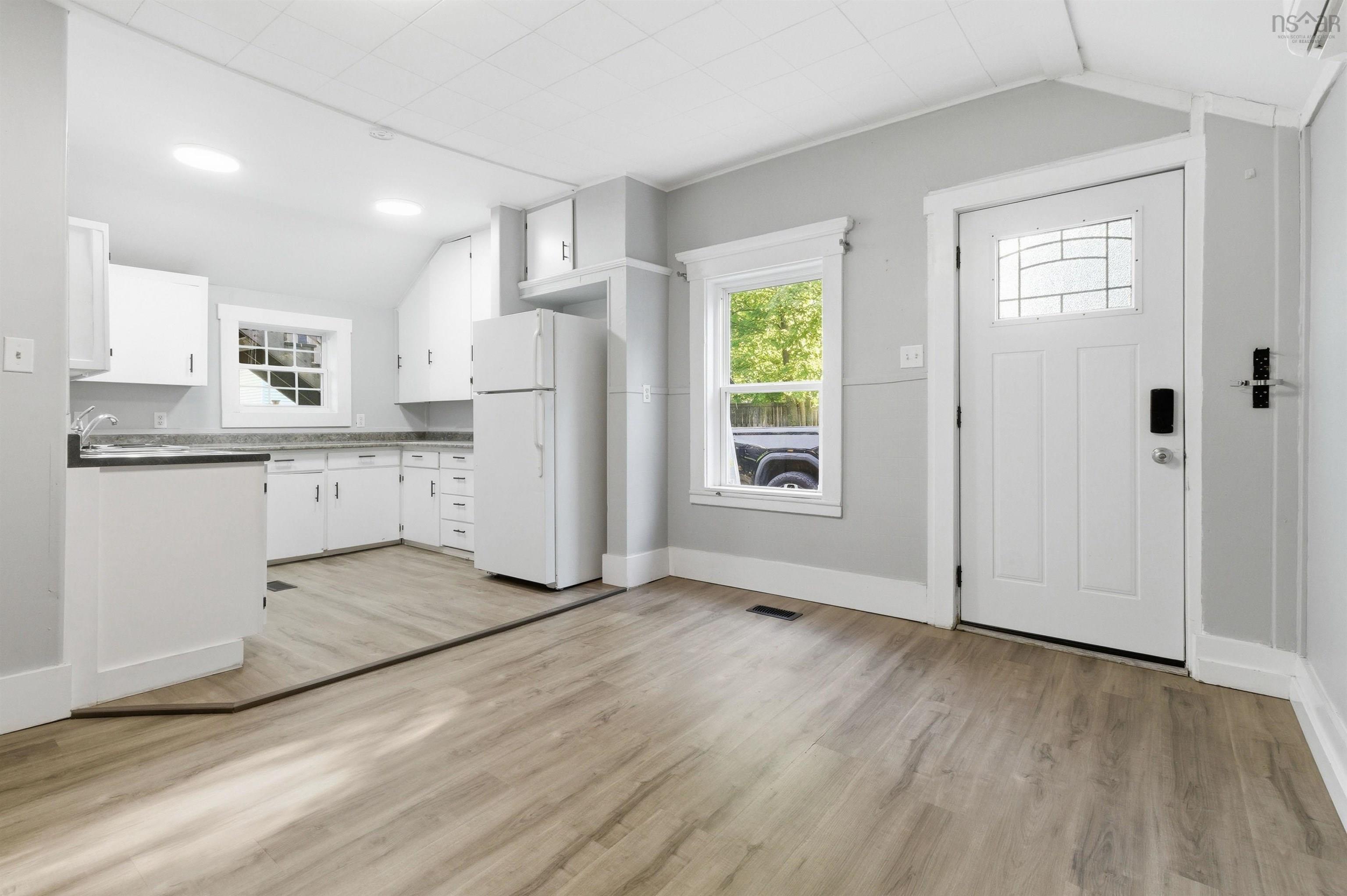 $329,900.00: 59 Pleasant Street, Truro