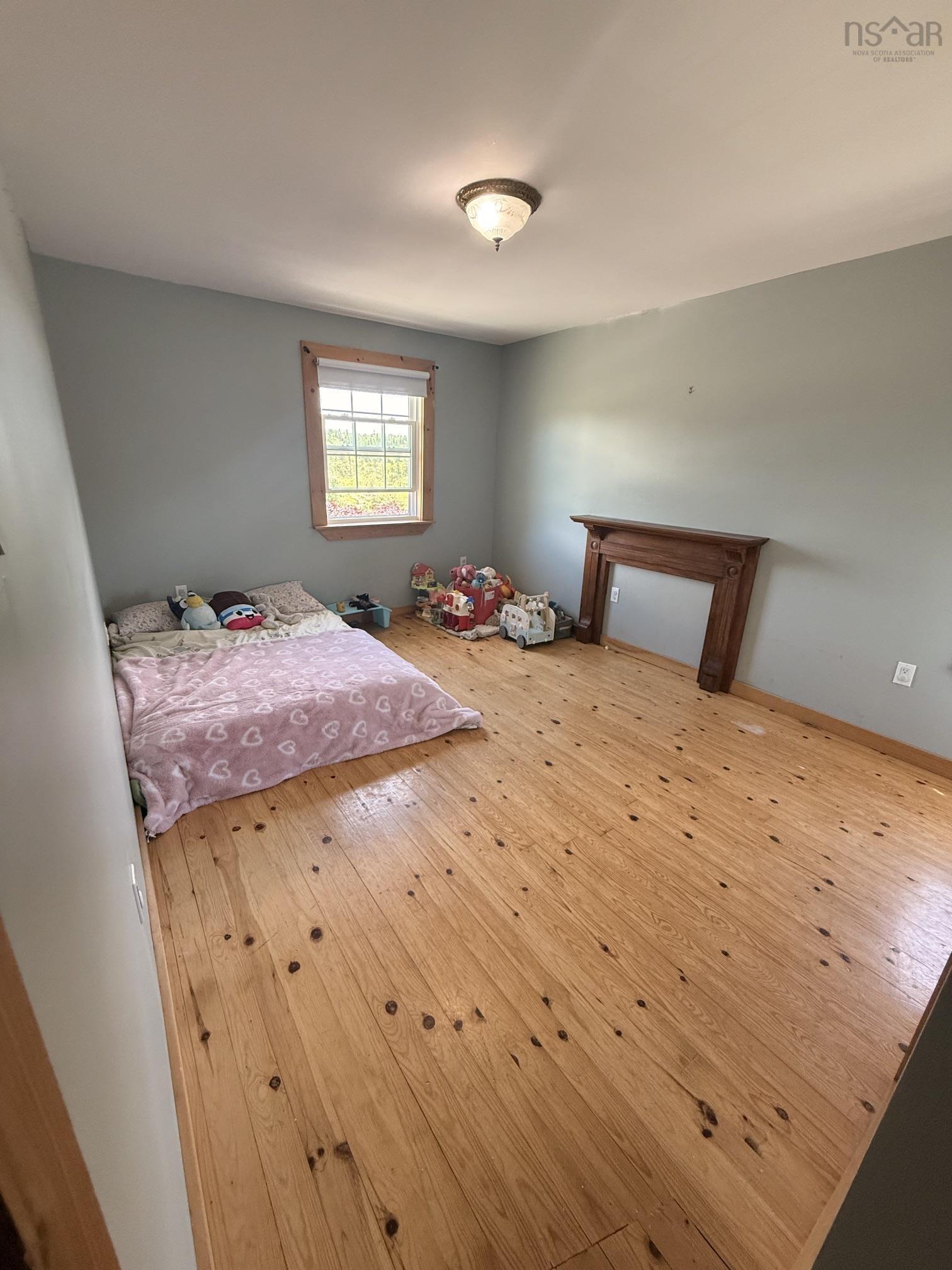 $499,990.00: 373 Lake Darling Road, Short Beach