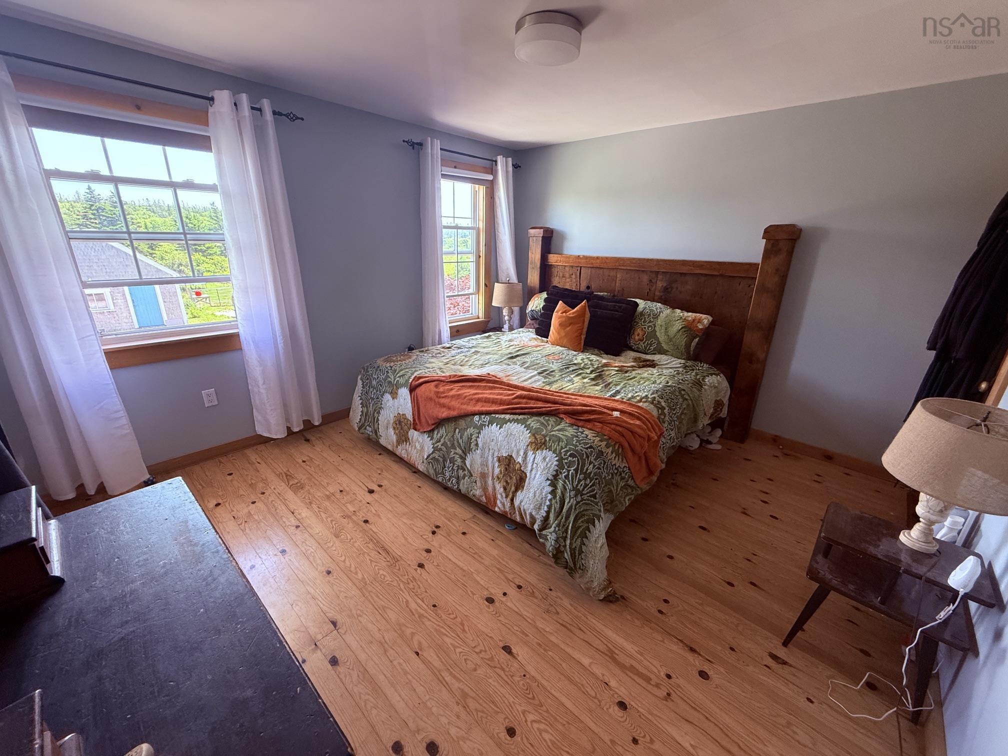 $499,990.00: 373 Lake Darling Road, Short Beach