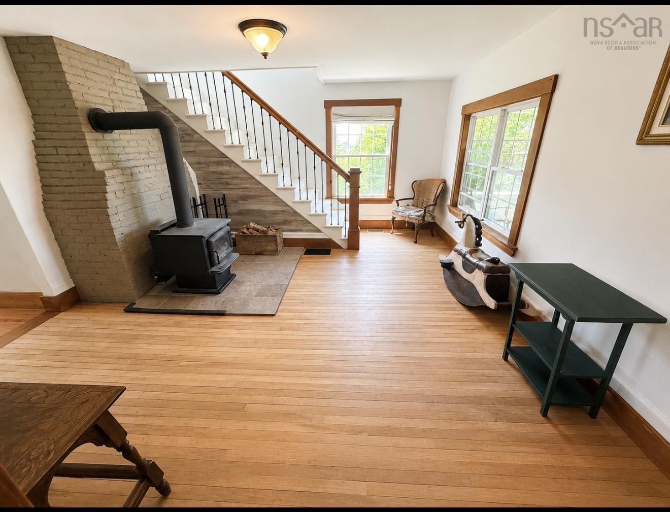 $499,990.00: 373 Lake Darling Road, Short Beach