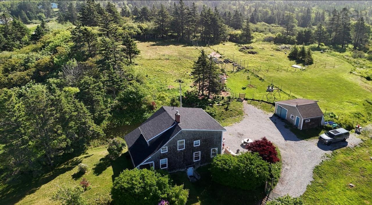 $499,990.00: 373 Lake Darling Road, Short Beach