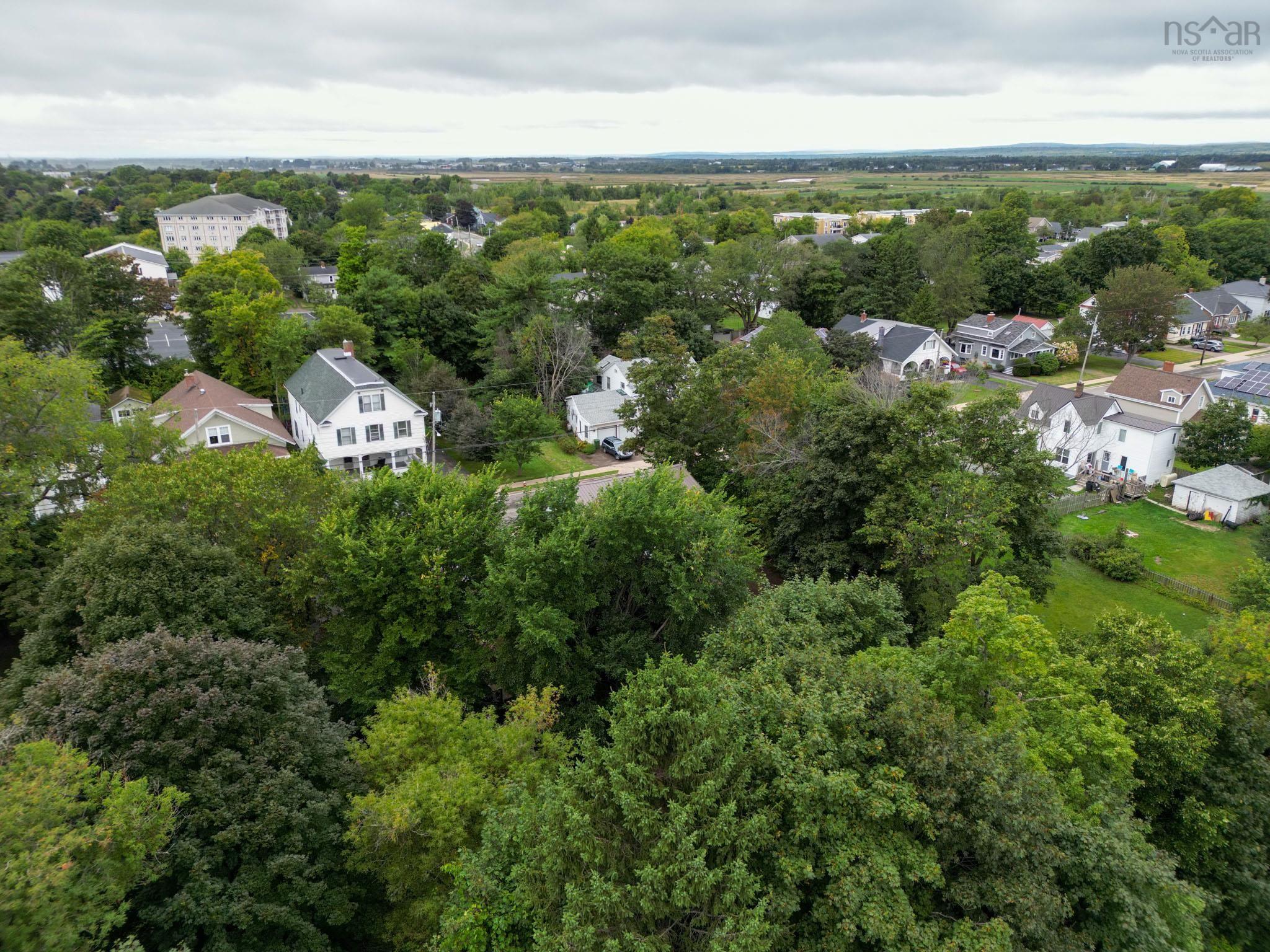 $399,900.00: 87 Park Street, Truro