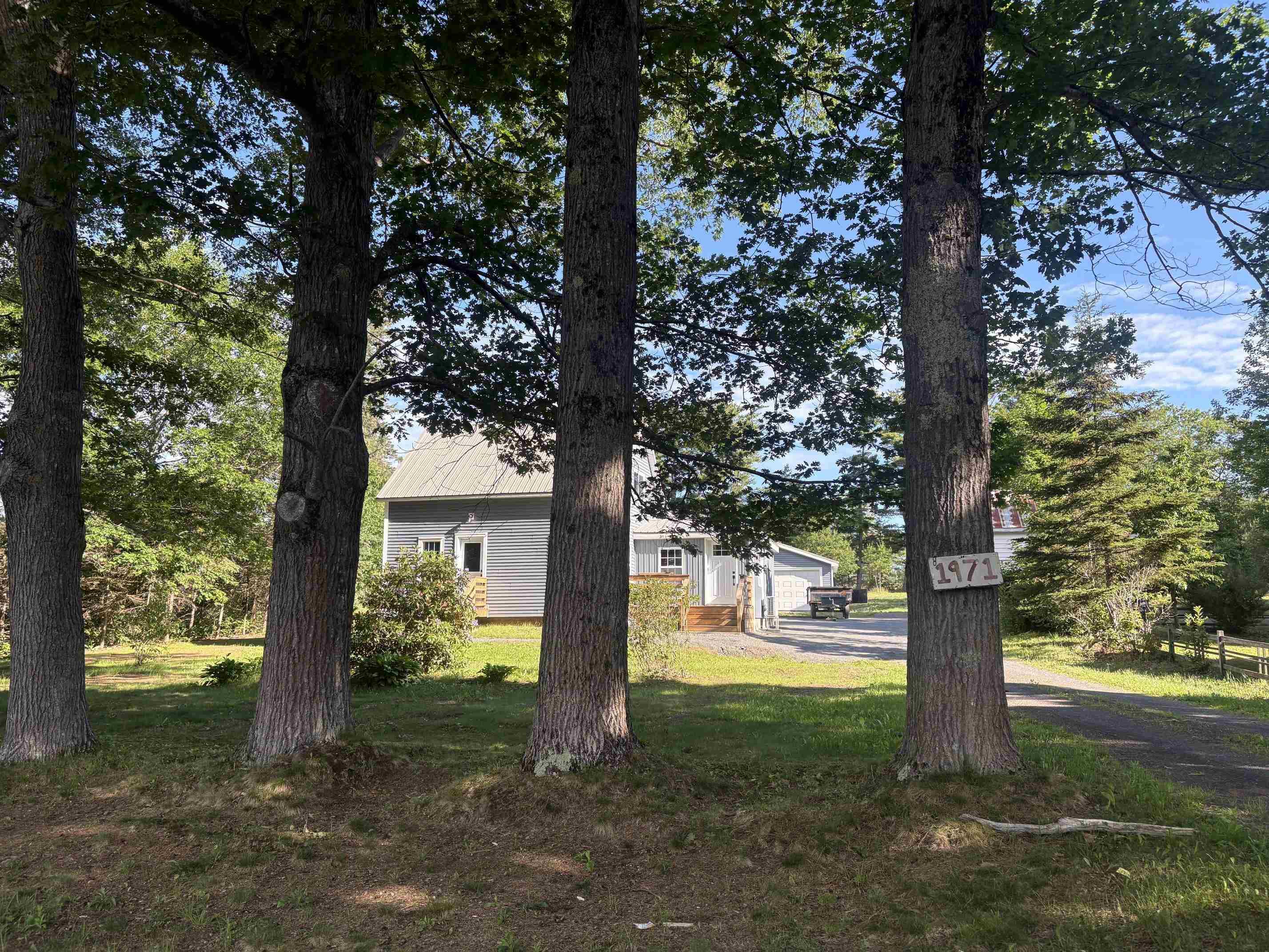 $439,900.00: 1971 Highway 1, Auburn