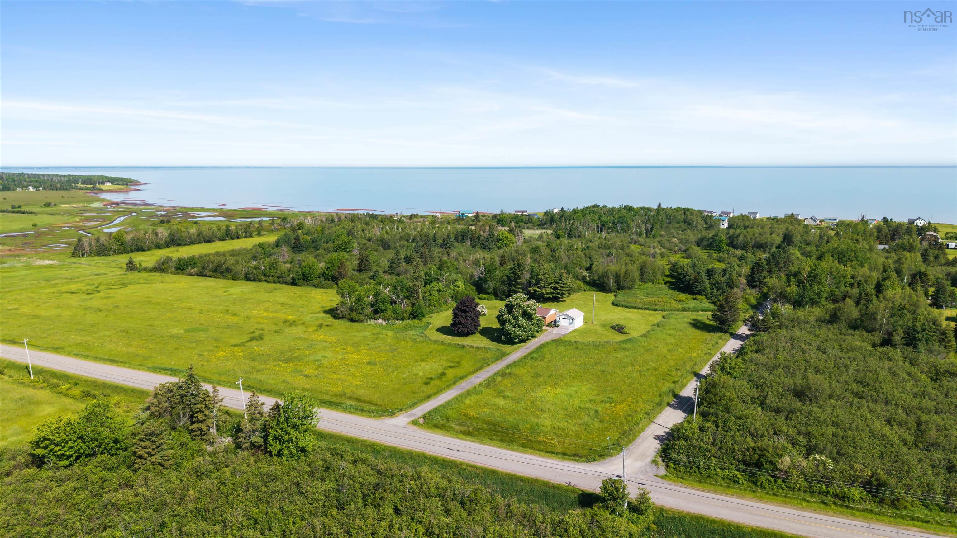 $450,000.00: 923 Gulf Shore Road, Pugwash