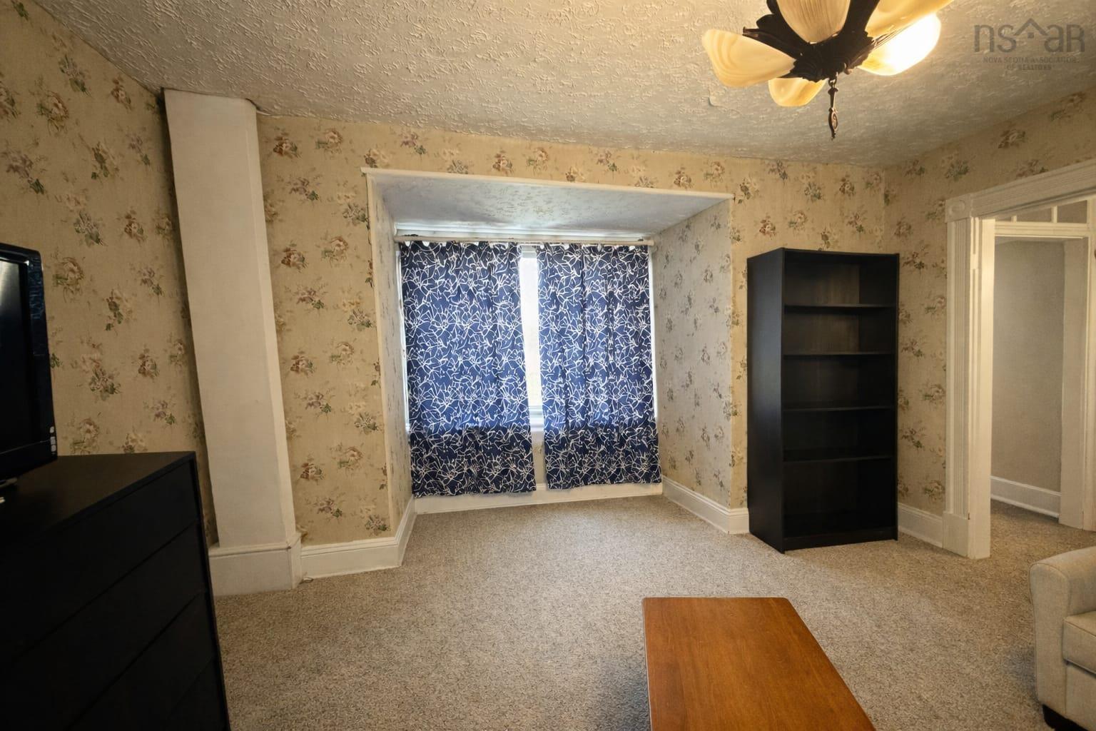 $229,900.00: 61-63 Albion Street, Amherst