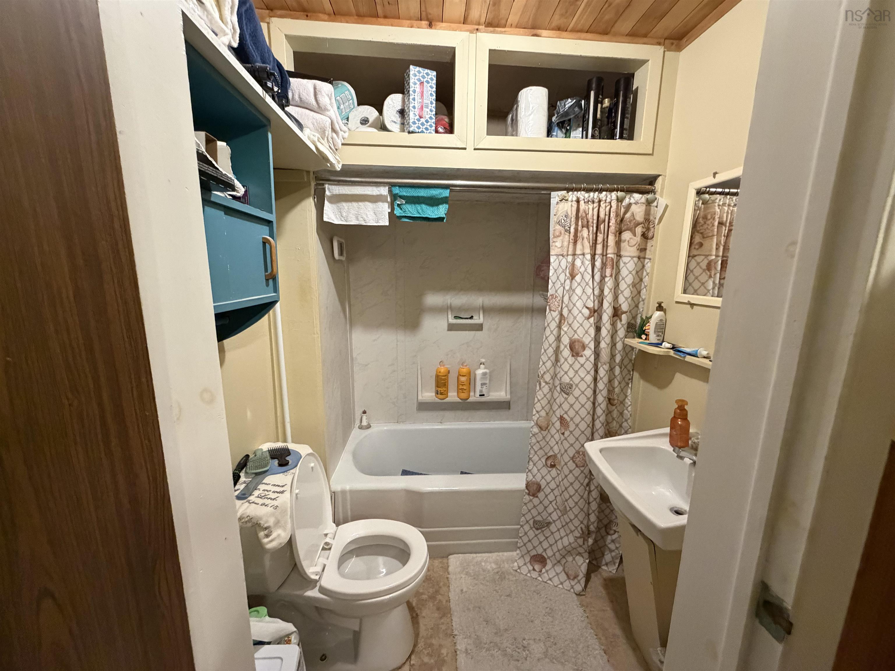 $339,900.00: 98 Victoria Street W, Amherst