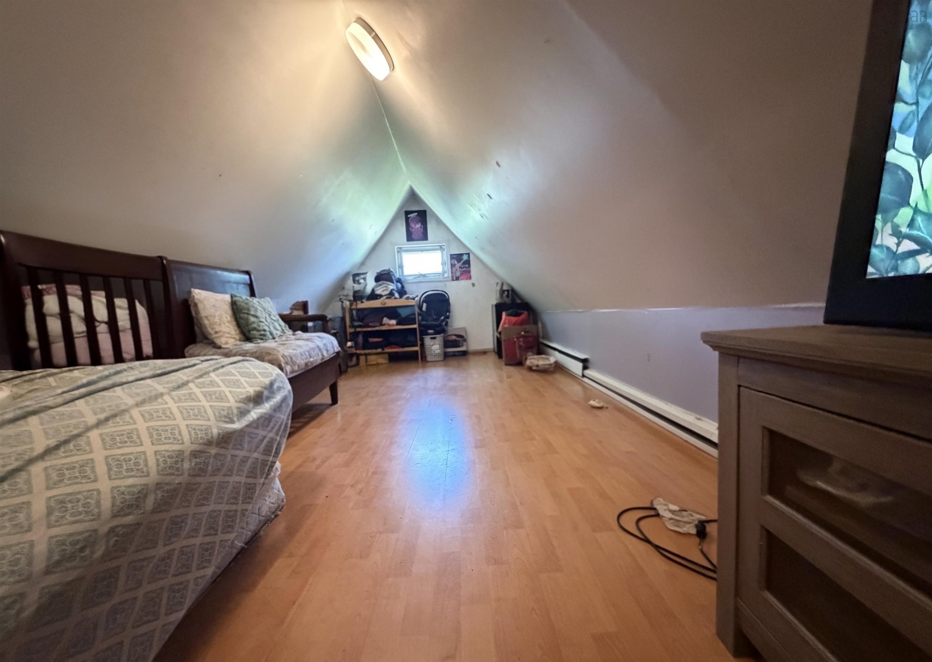 $339,900.00: 98 Victoria Street W, Amherst