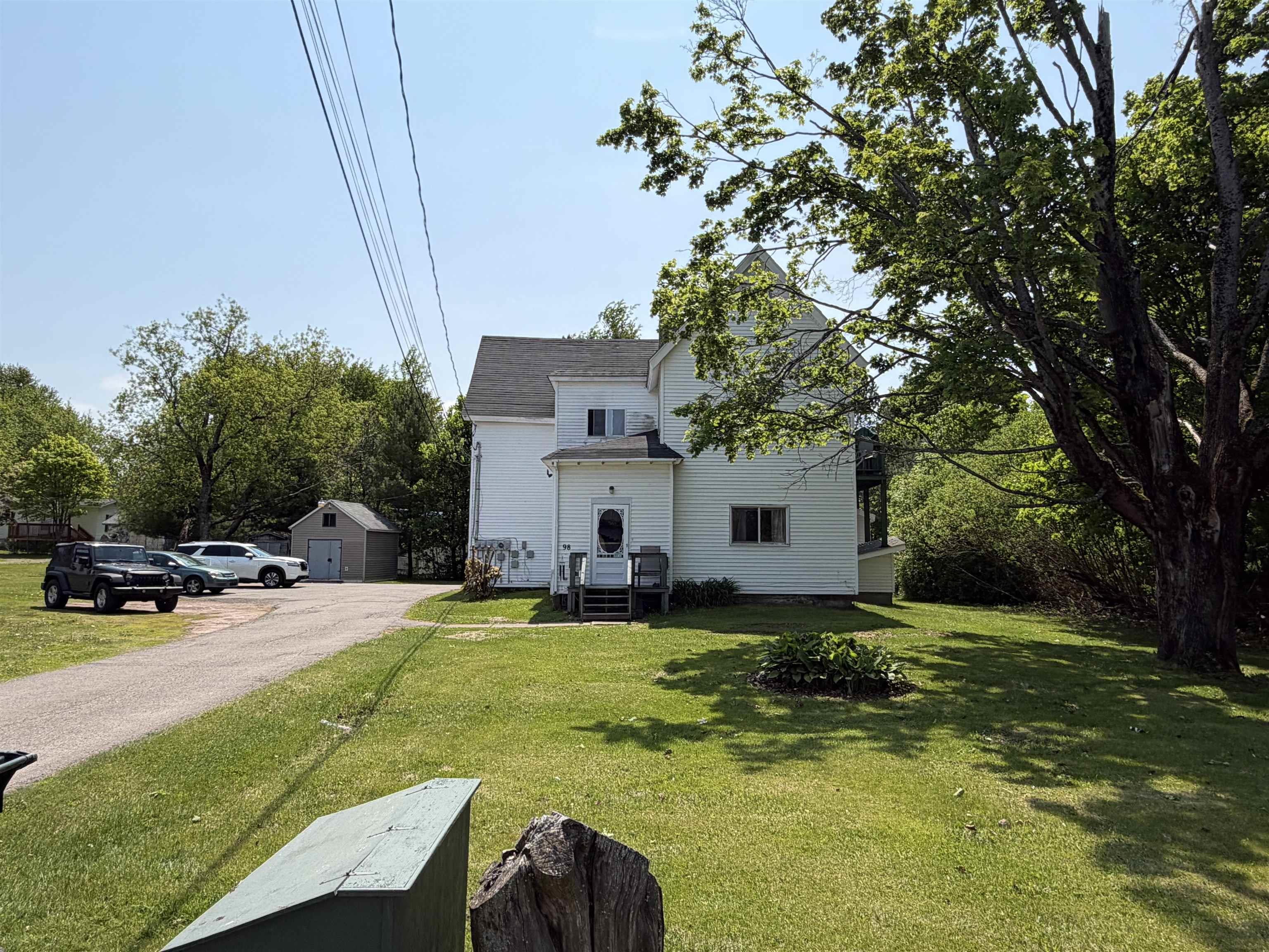 $339,900.00: 98 Victoria Street W, Amherst
