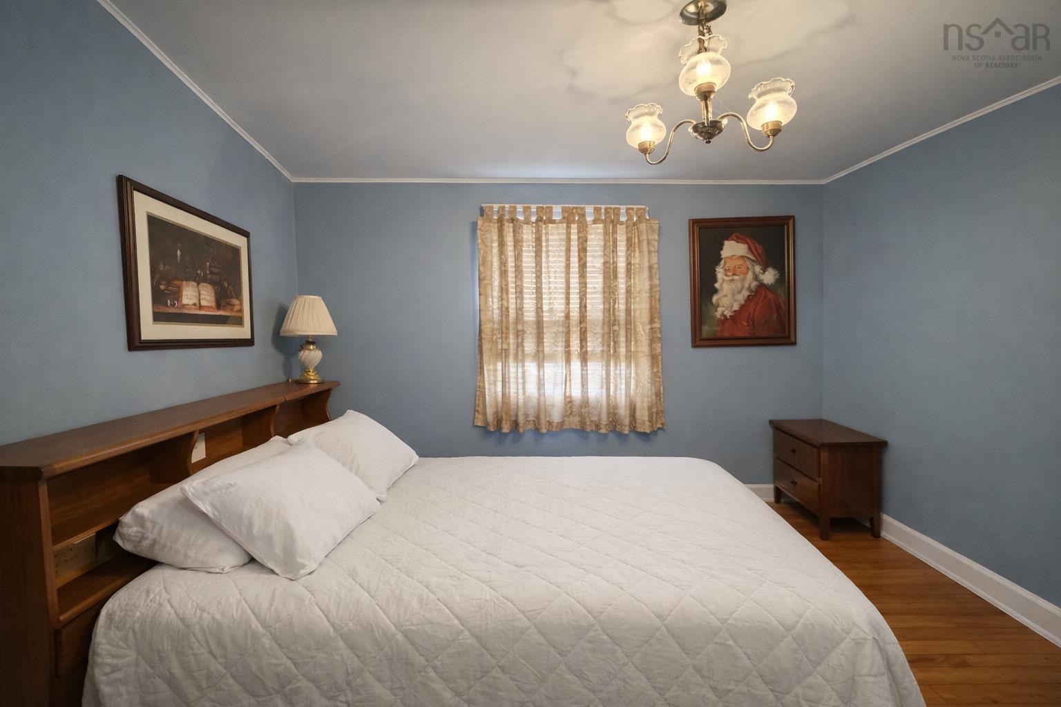 $339,900.00: 98 Victoria Street W, Amherst