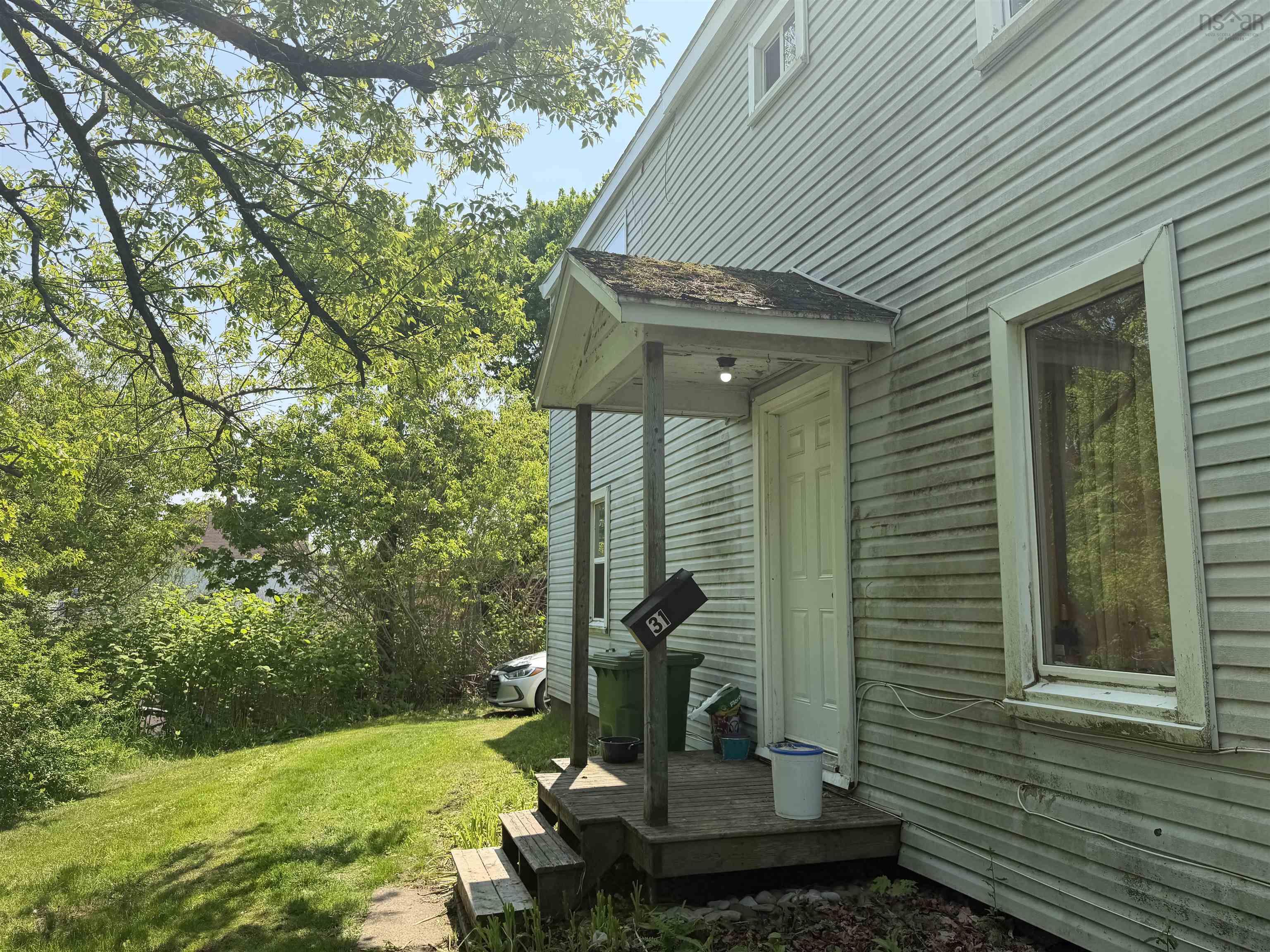 $289,900.00: 29 Spring Street, Amherst