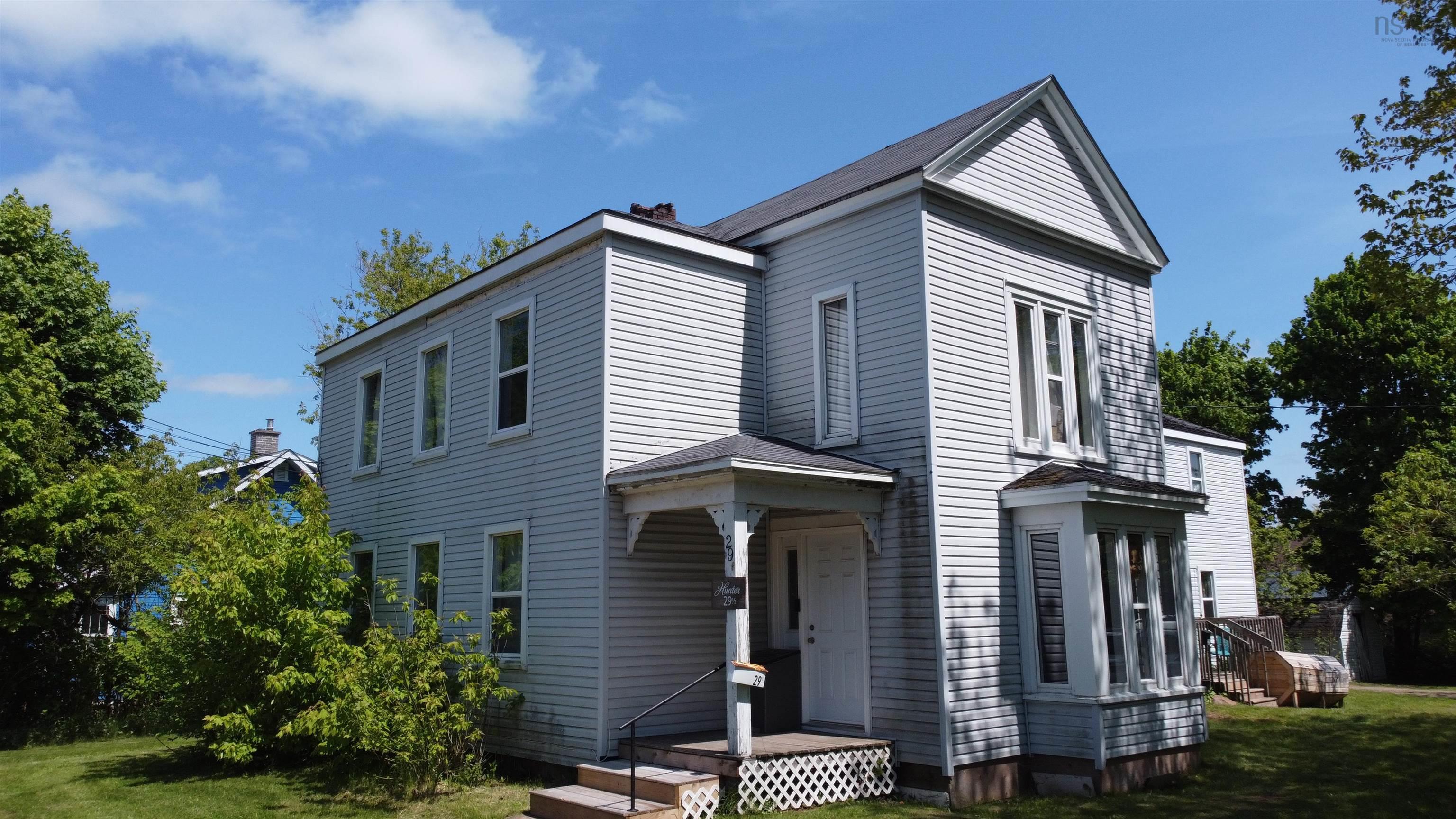 $289,900.00: 29 Spring Street, Amherst