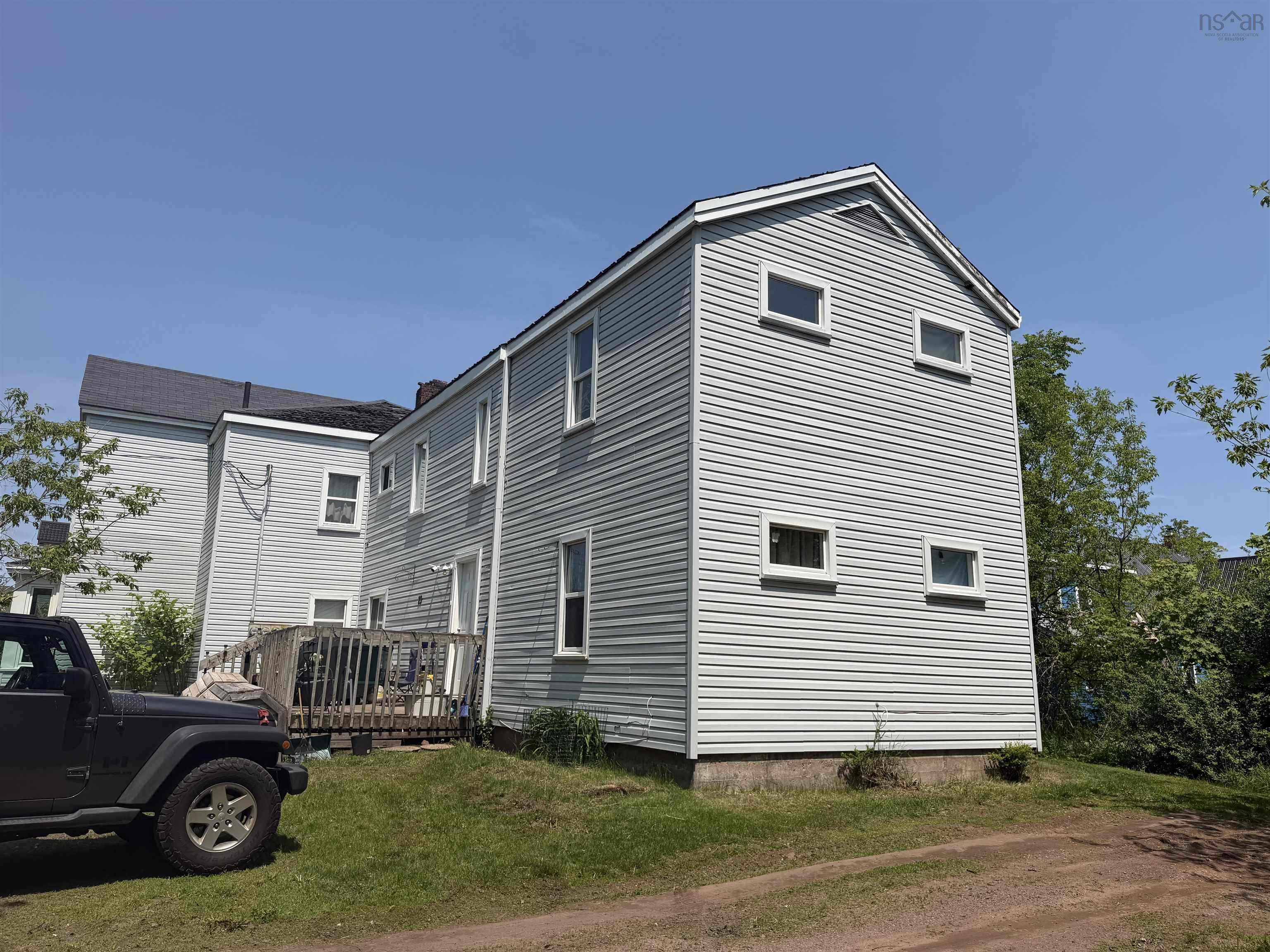 $289,900.00: 29 Spring Street, Amherst
