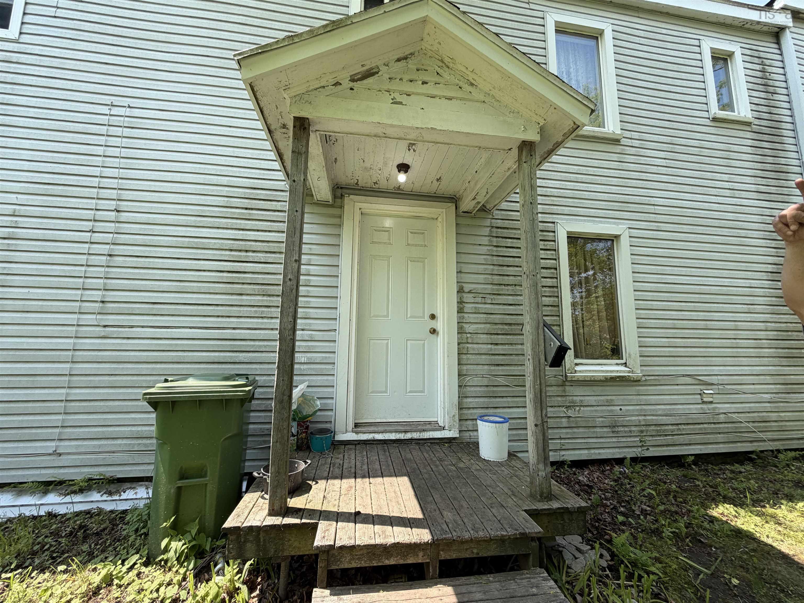 $289,900.00: 29 Spring Street, Amherst