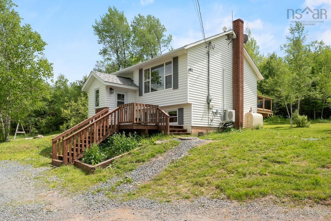$469,900.00: 1199 Antrim Road, Carrolls Corner