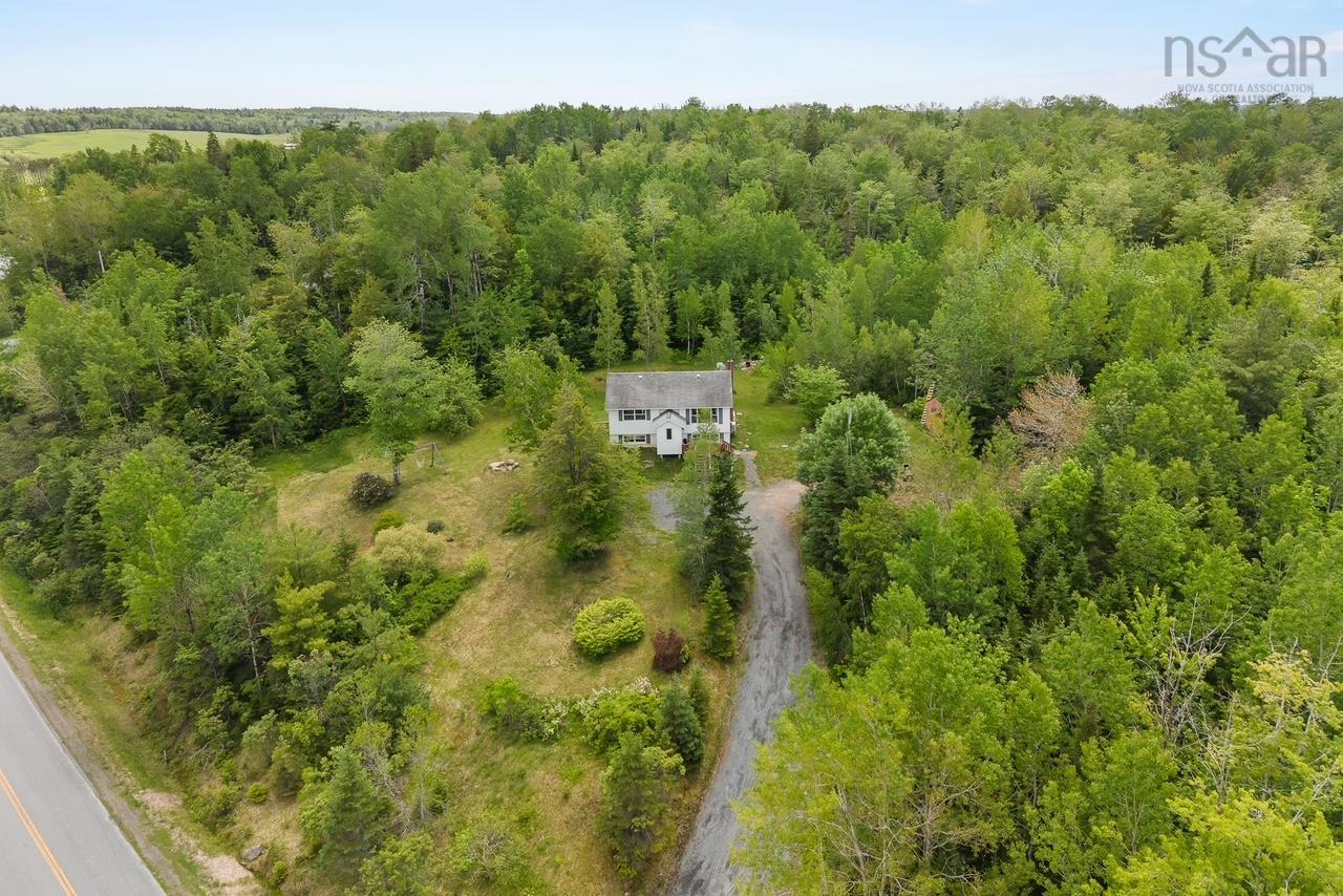 $469,900.00: 1199 Antrim Road, Carrolls Corner