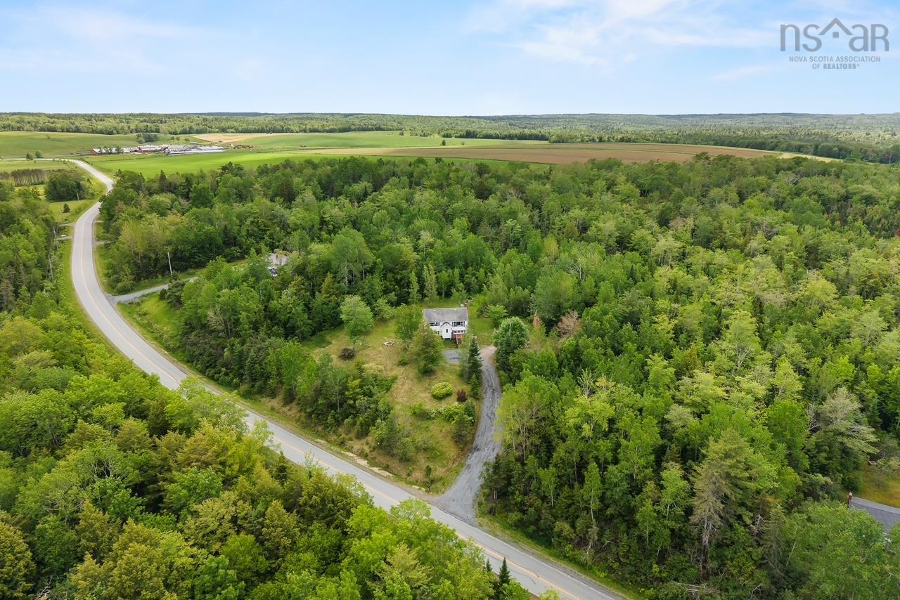 $469,900.00: 1199 Antrim Road, Carrolls Corner