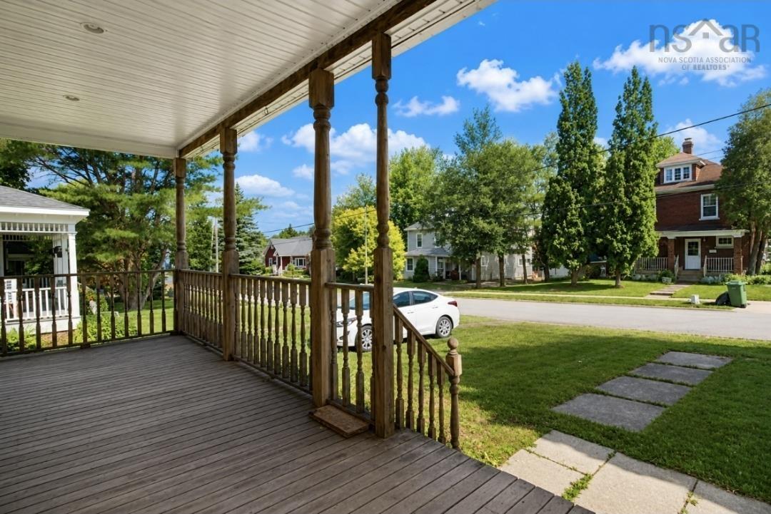 $274,500.00: 25 Jubilee Avenue, Stellarton