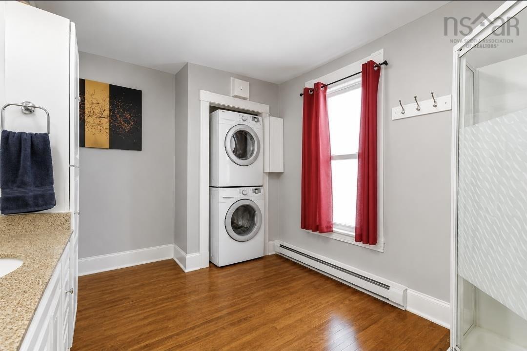 $274,500.00: 25 Jubilee Avenue, Stellarton