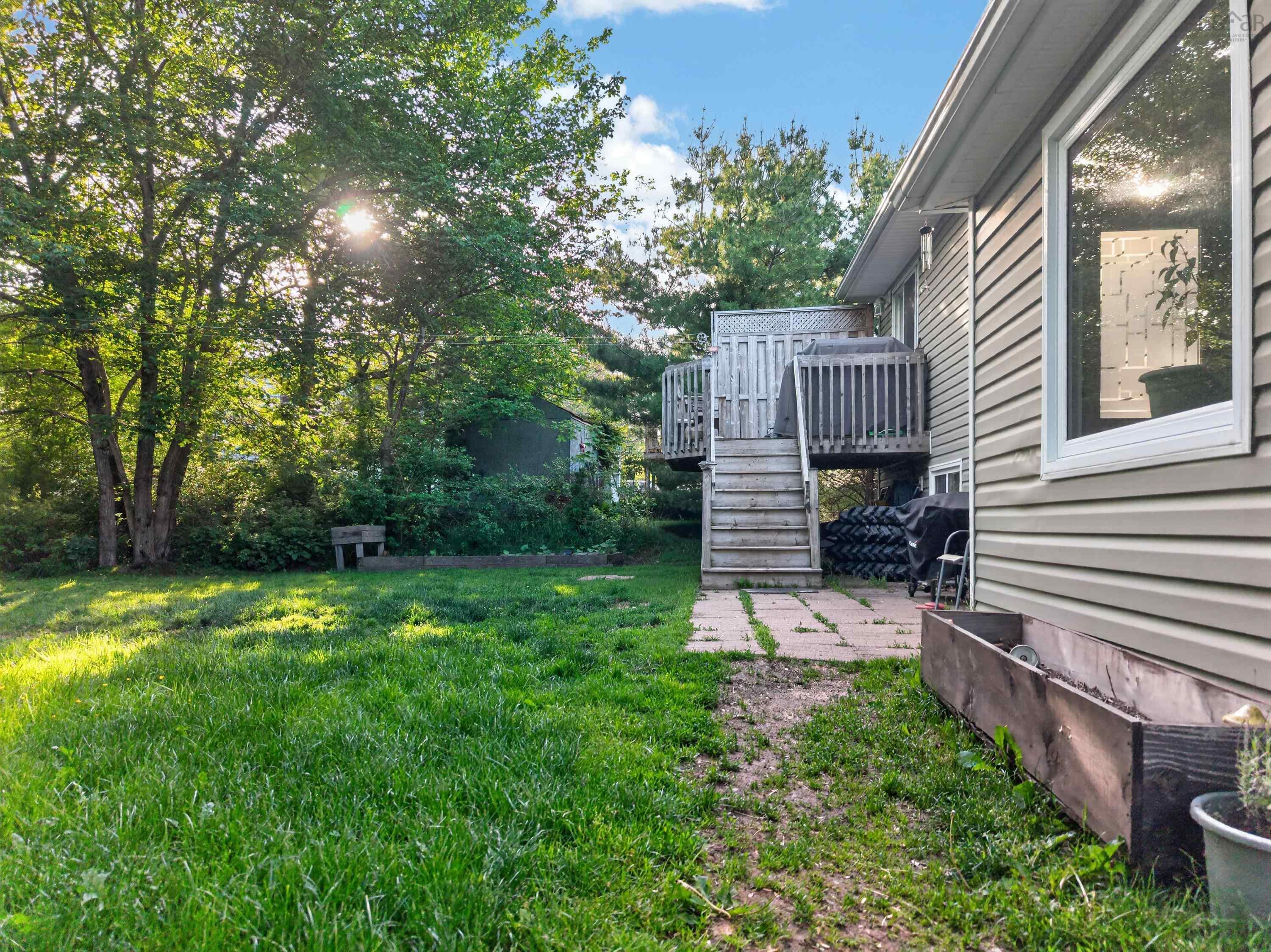 $549,900.00: 2 Randall Street, Dartmouth