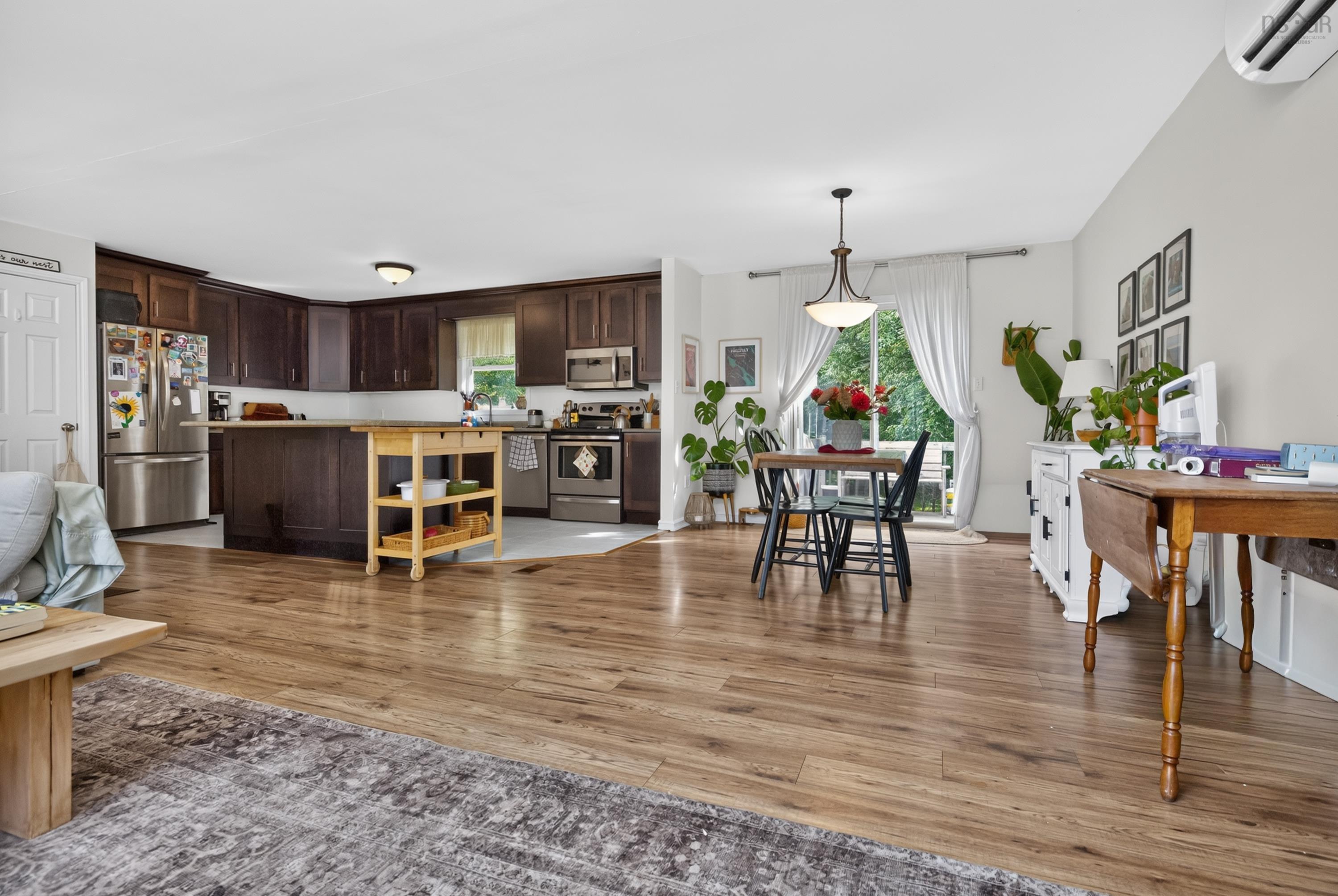 $549,900.00: 2 Randall Street, Dartmouth