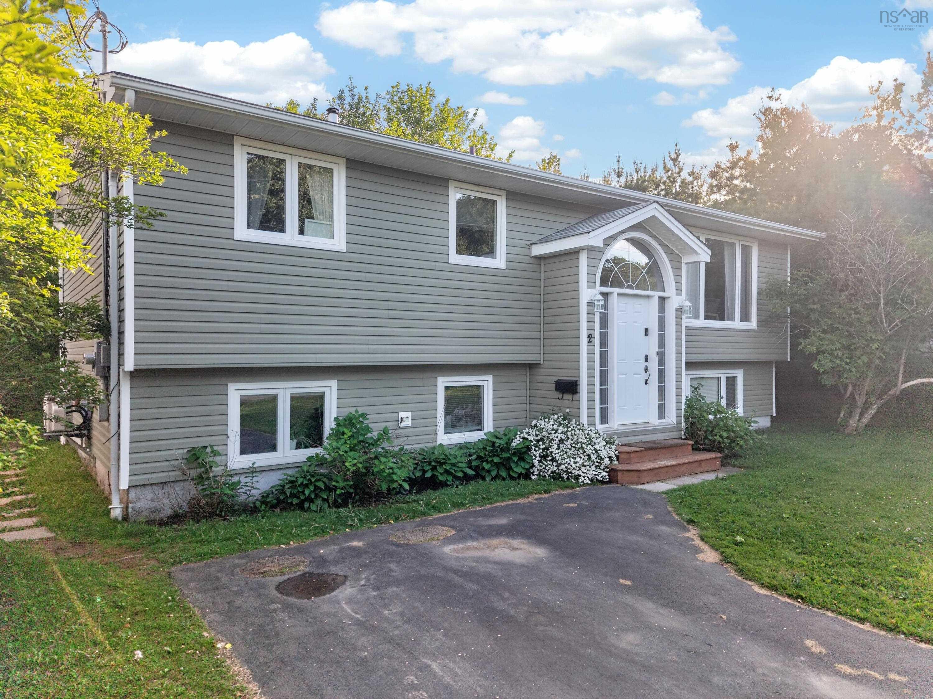 $549,900.00: 2 Randall Street, Dartmouth