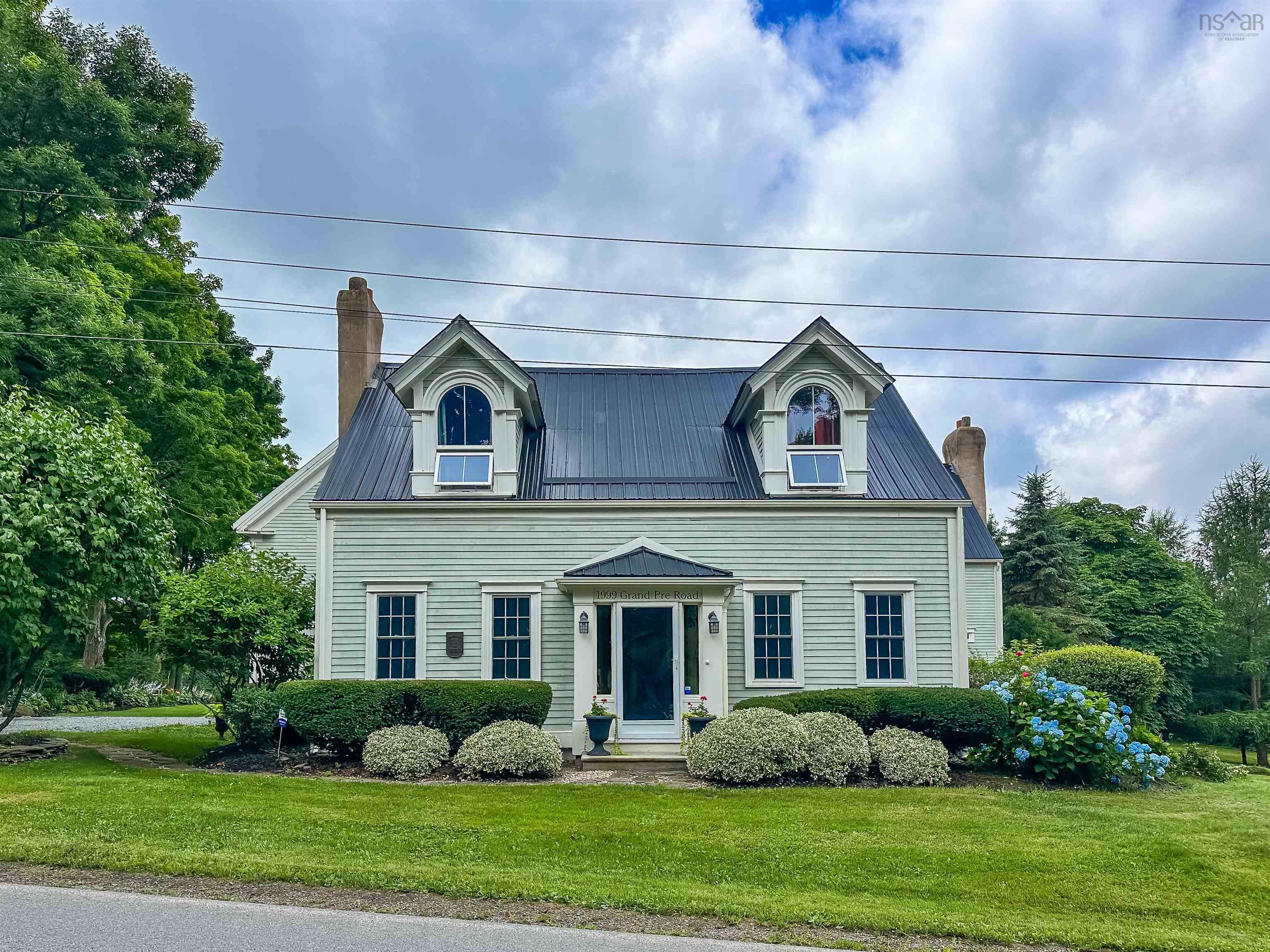 $1,375,000.00: 1999 Grand Pre Road, Grand Pré