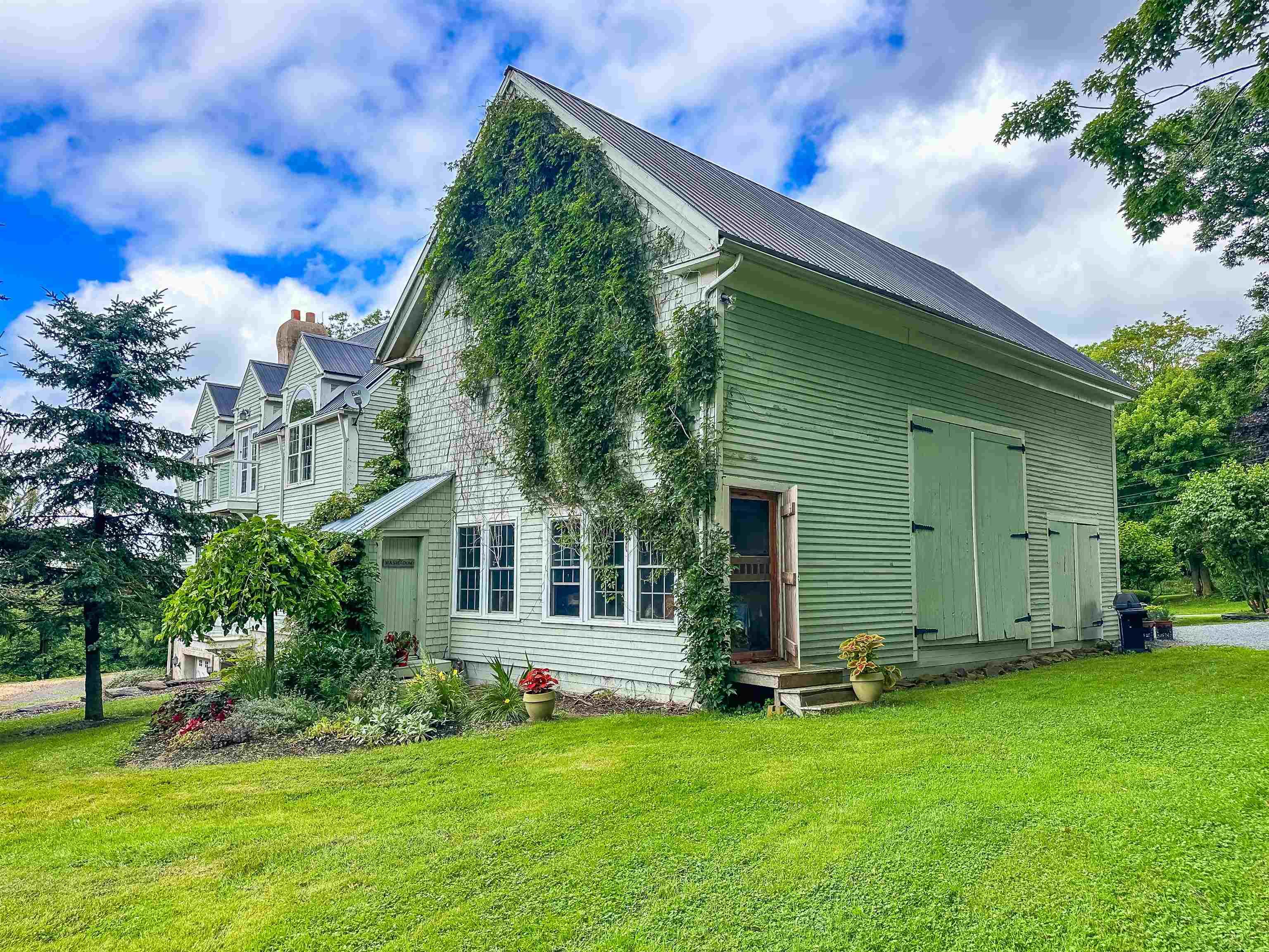 $1,375,000.00: 1999 Grand Pre Road, Grand Pré