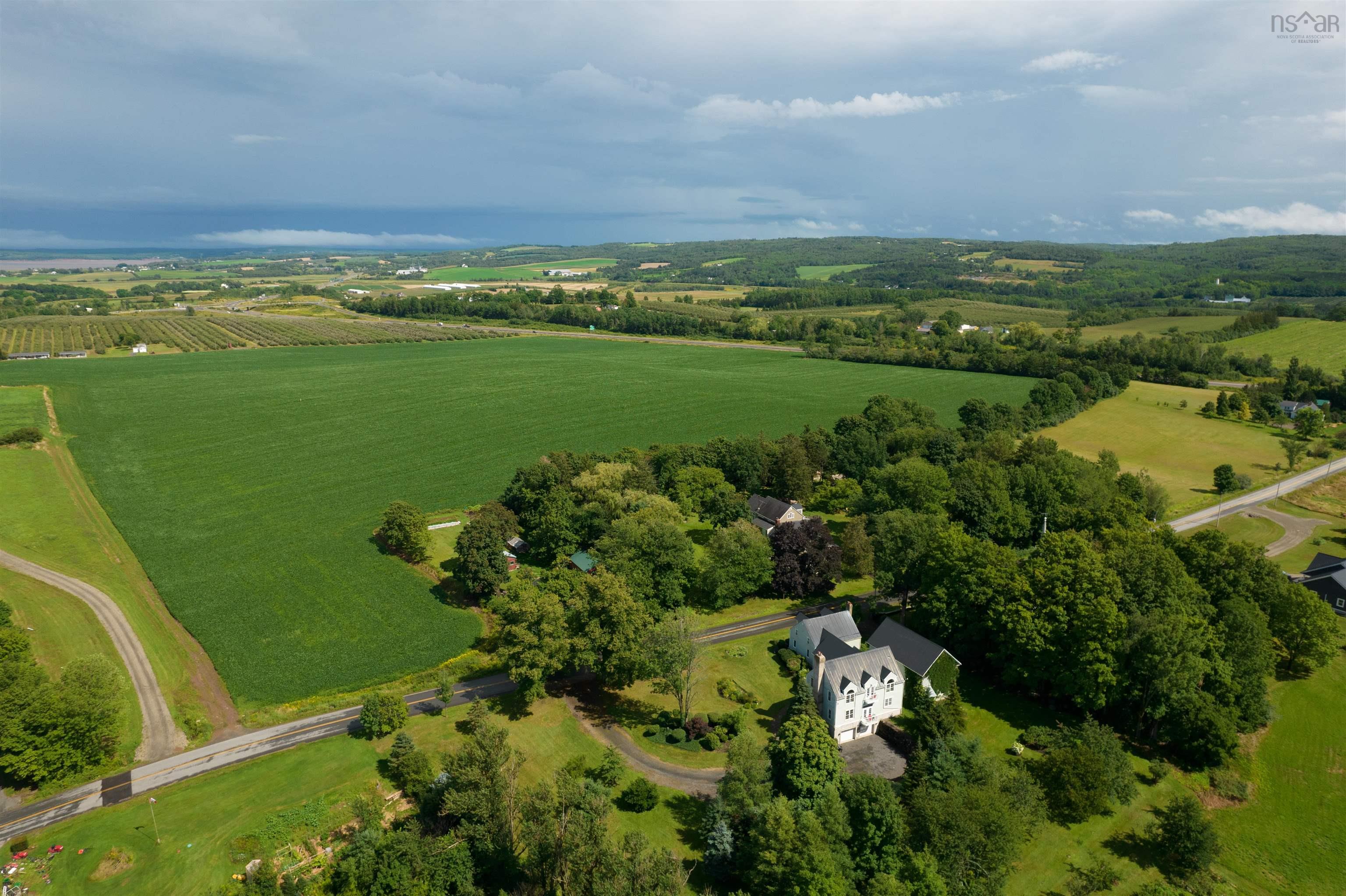 $1,375,000.00: 1999 Grand Pre Road, Grand Pré