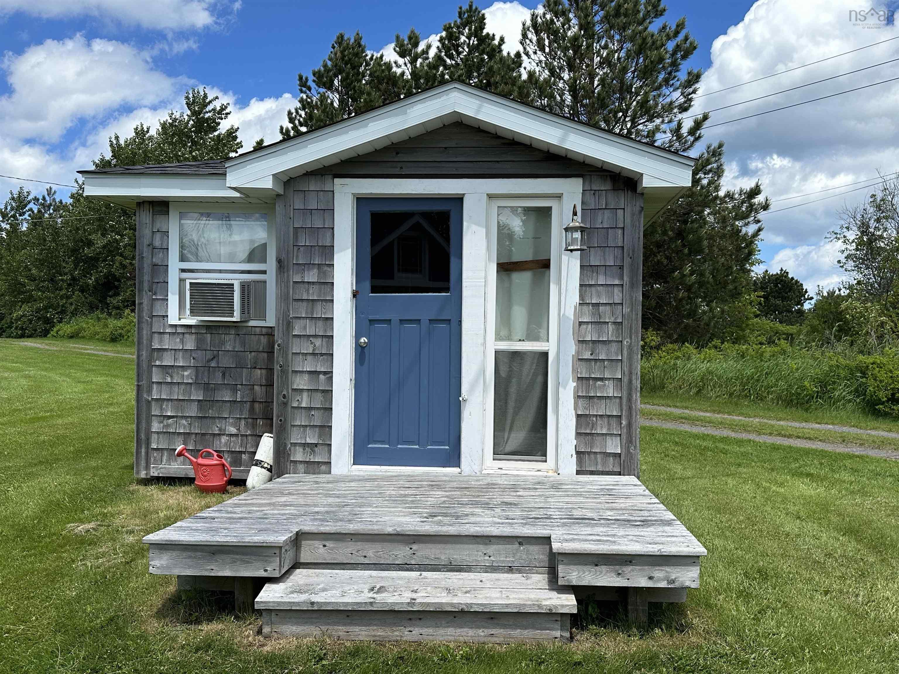 $219,900.00: 9 Memory Lane, Caribou Island