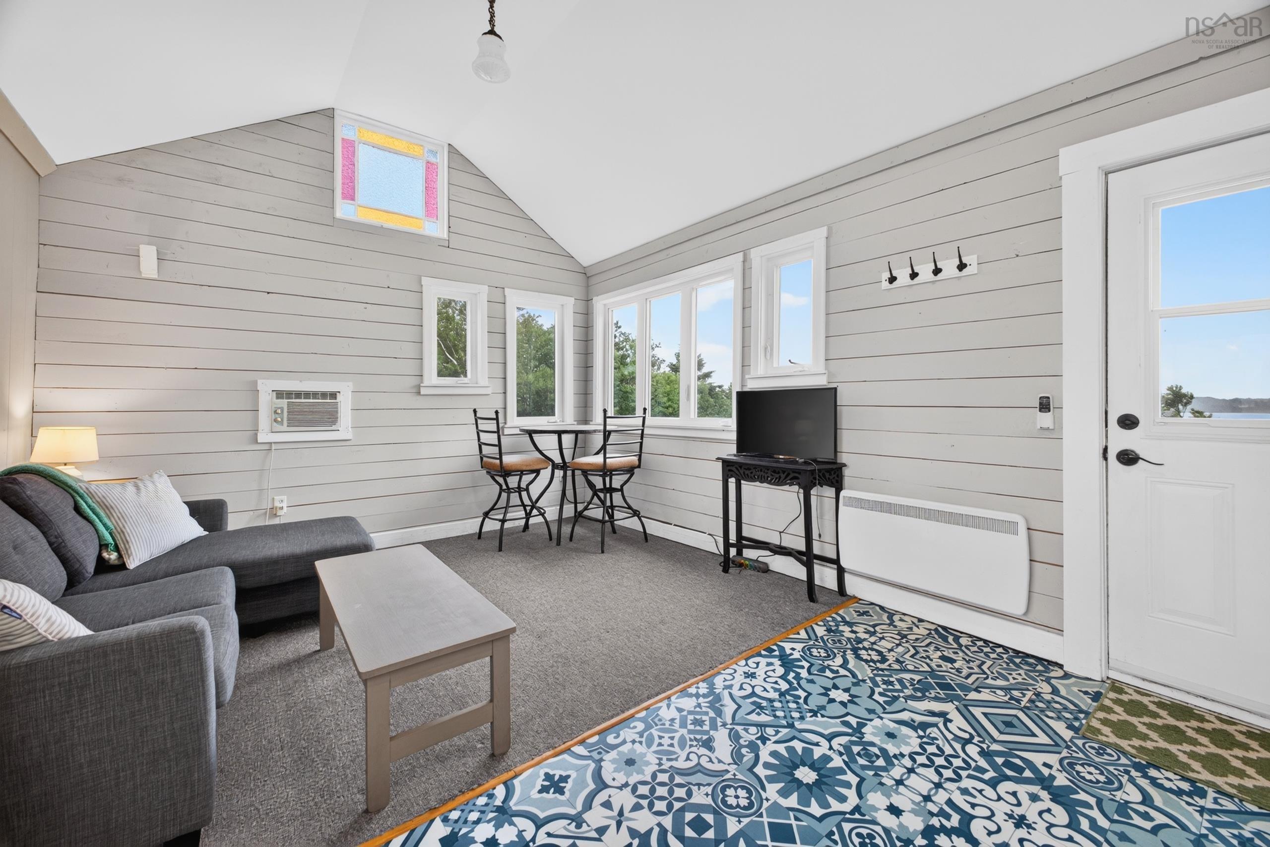$219,900.00: 9 Memory Lane, Caribou Island