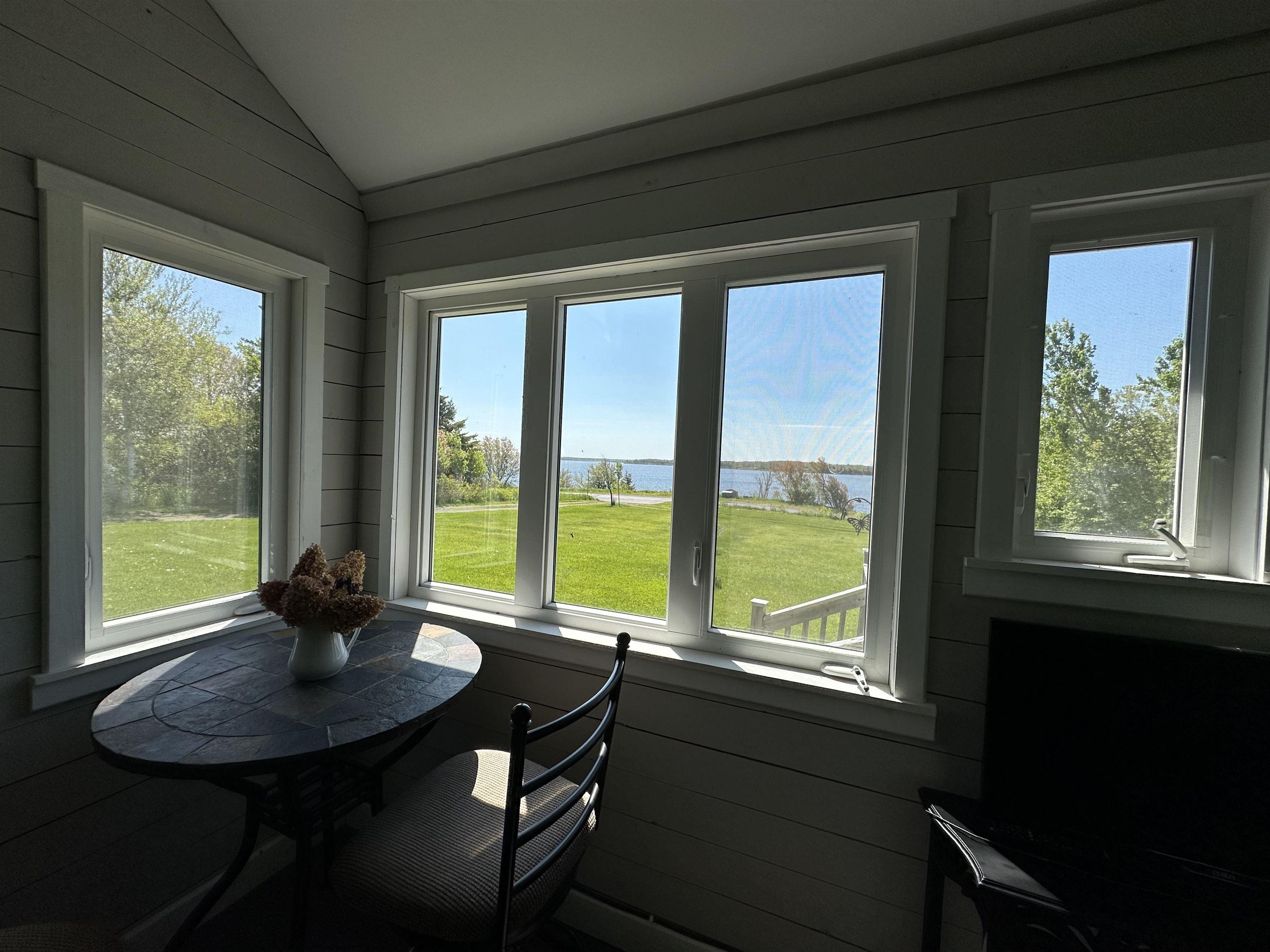 $219,900.00: 9 Memory Lane, Caribou Island