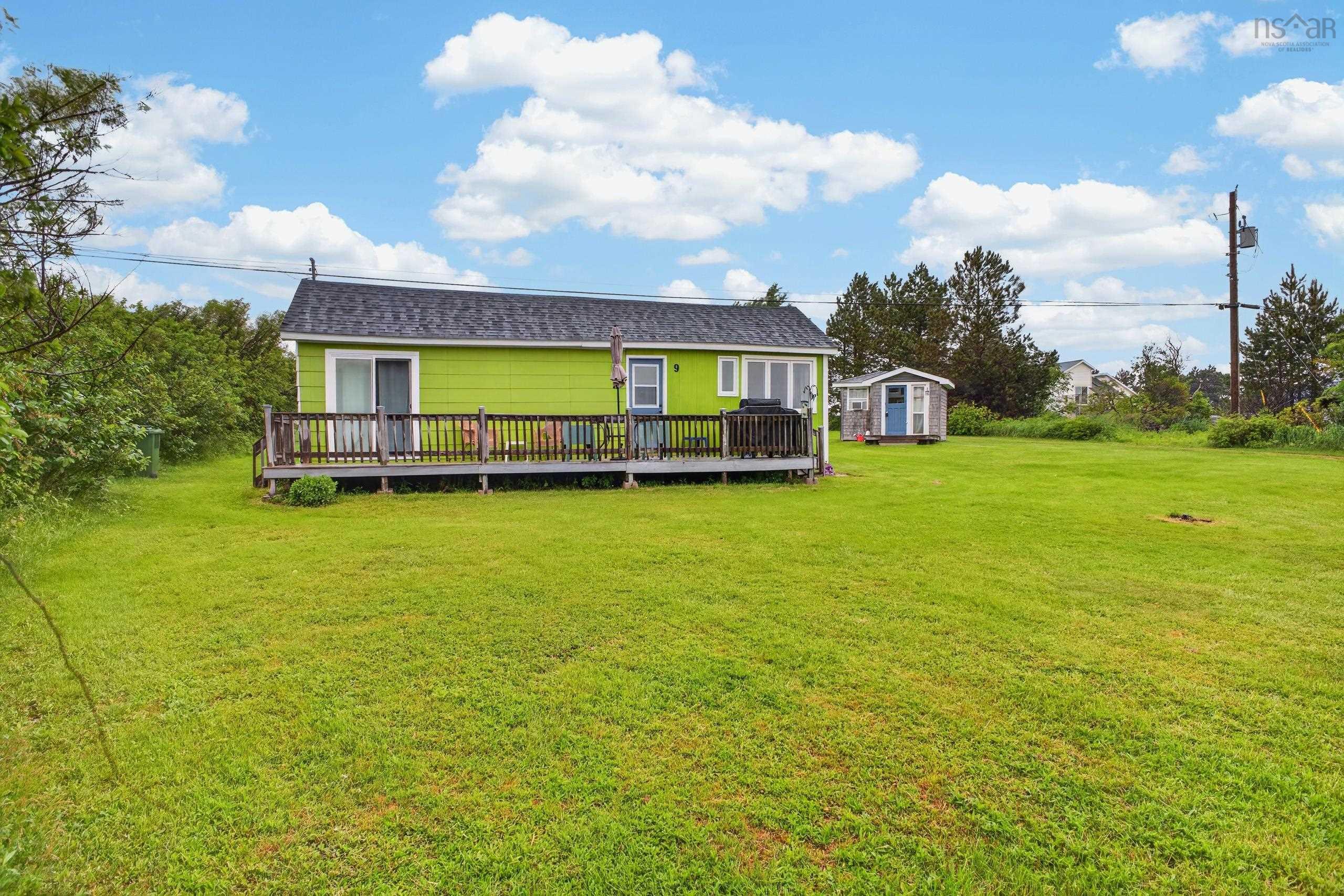 $219,900.00: 9 Memory Lane, Caribou Island