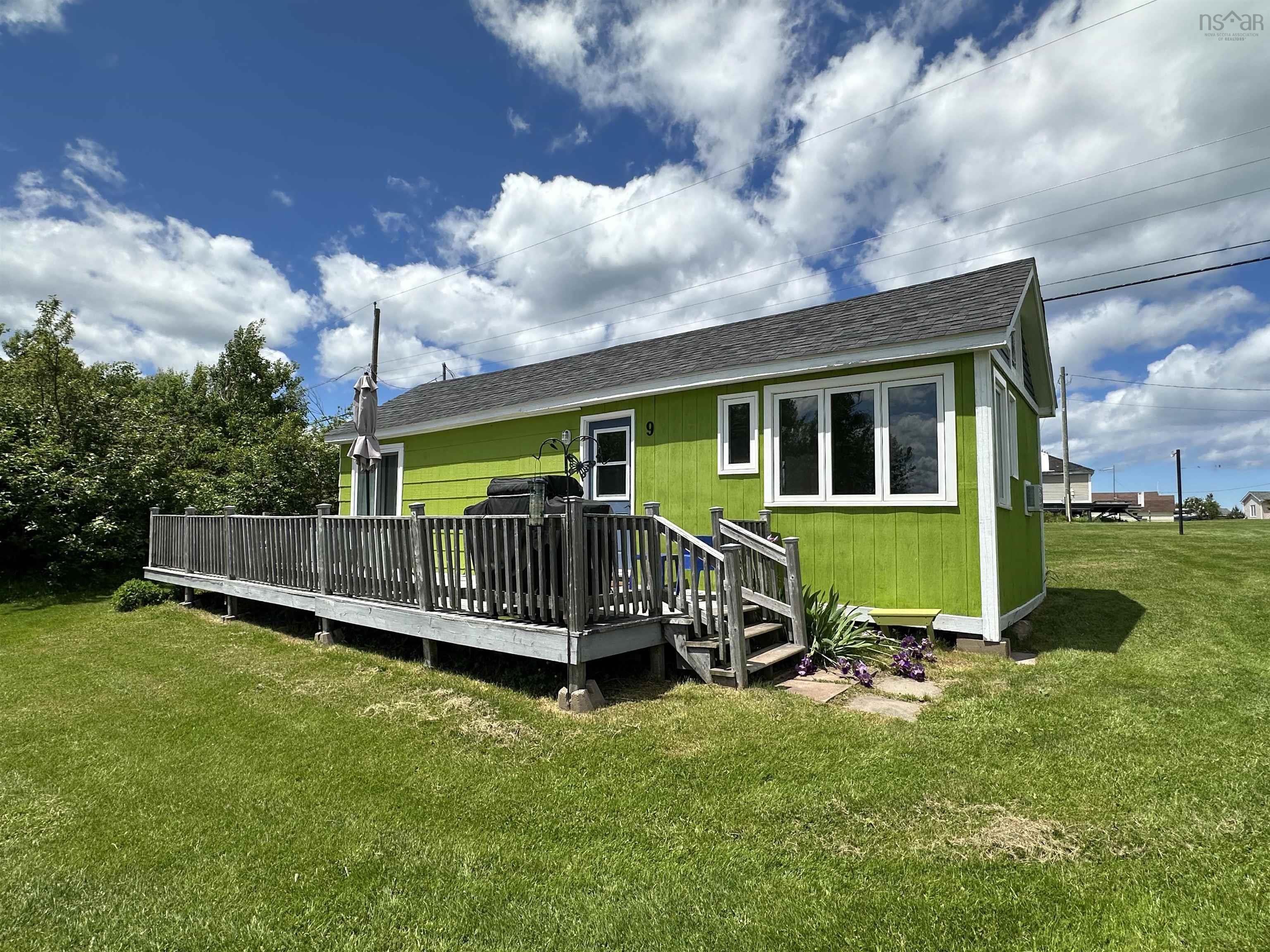 $219,900.00: 9 Memory Lane, Caribou Island