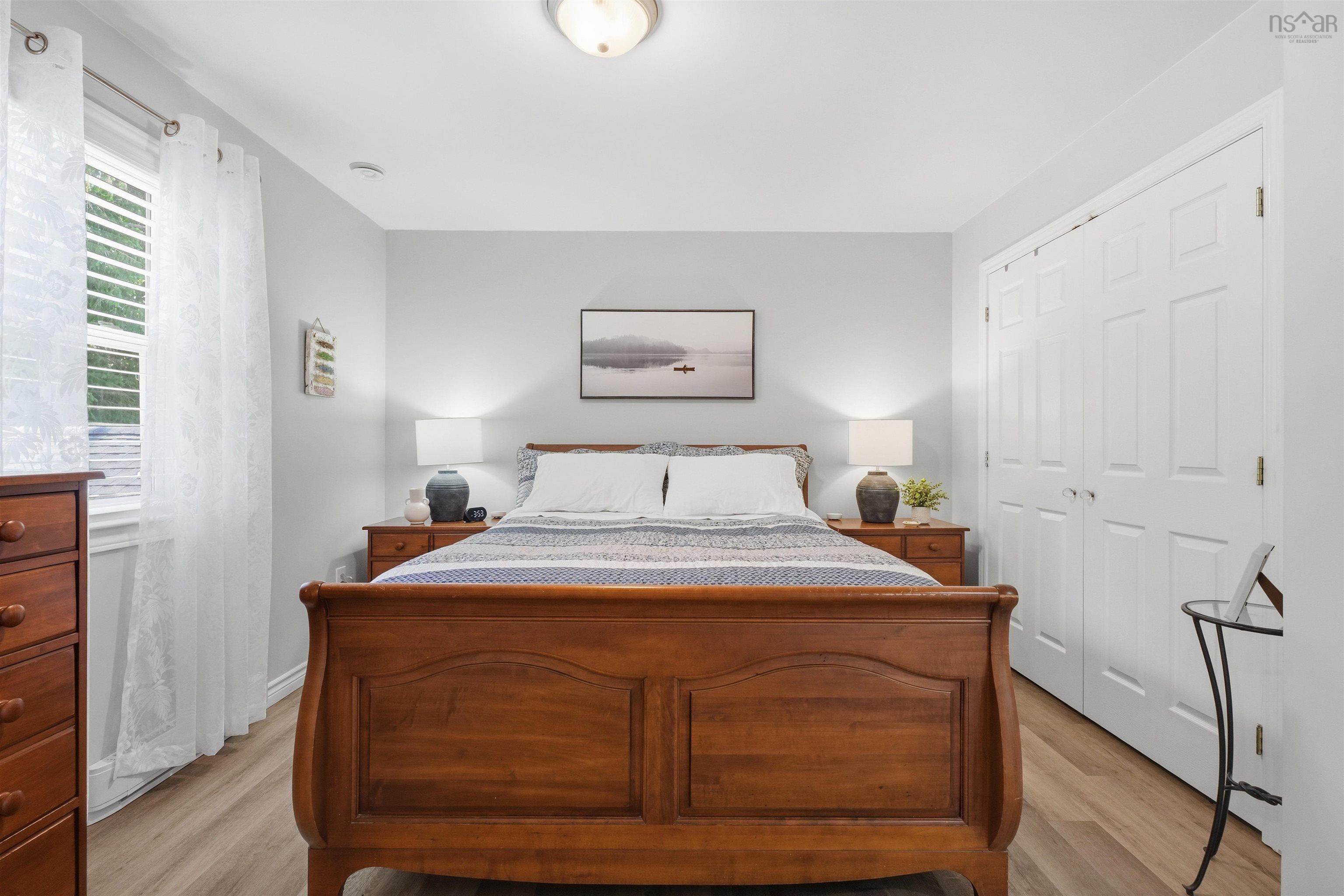 $499,900.00: 360 Highland Avenue, Windsor