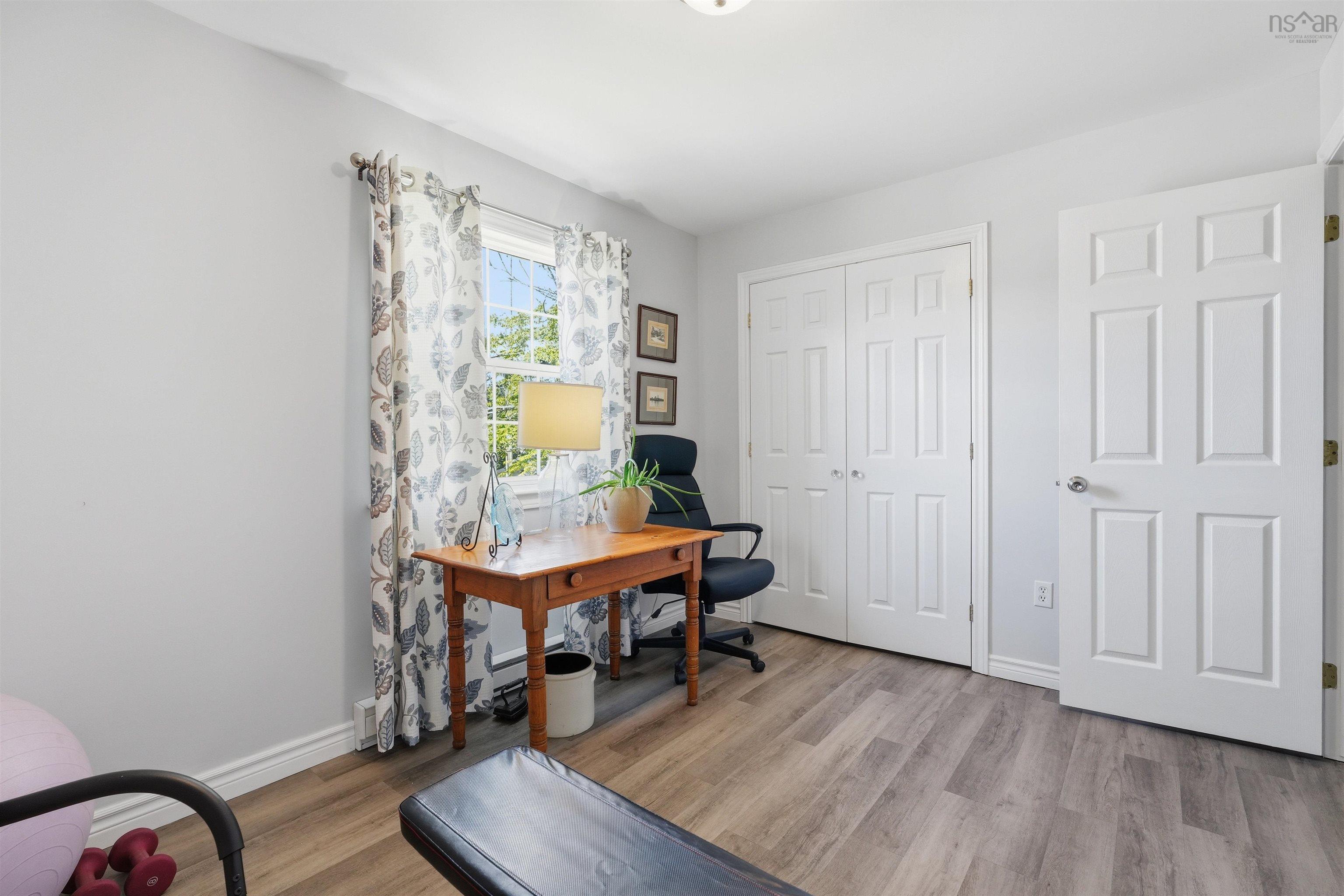 $499,900.00: 360 Highland Avenue, Windsor